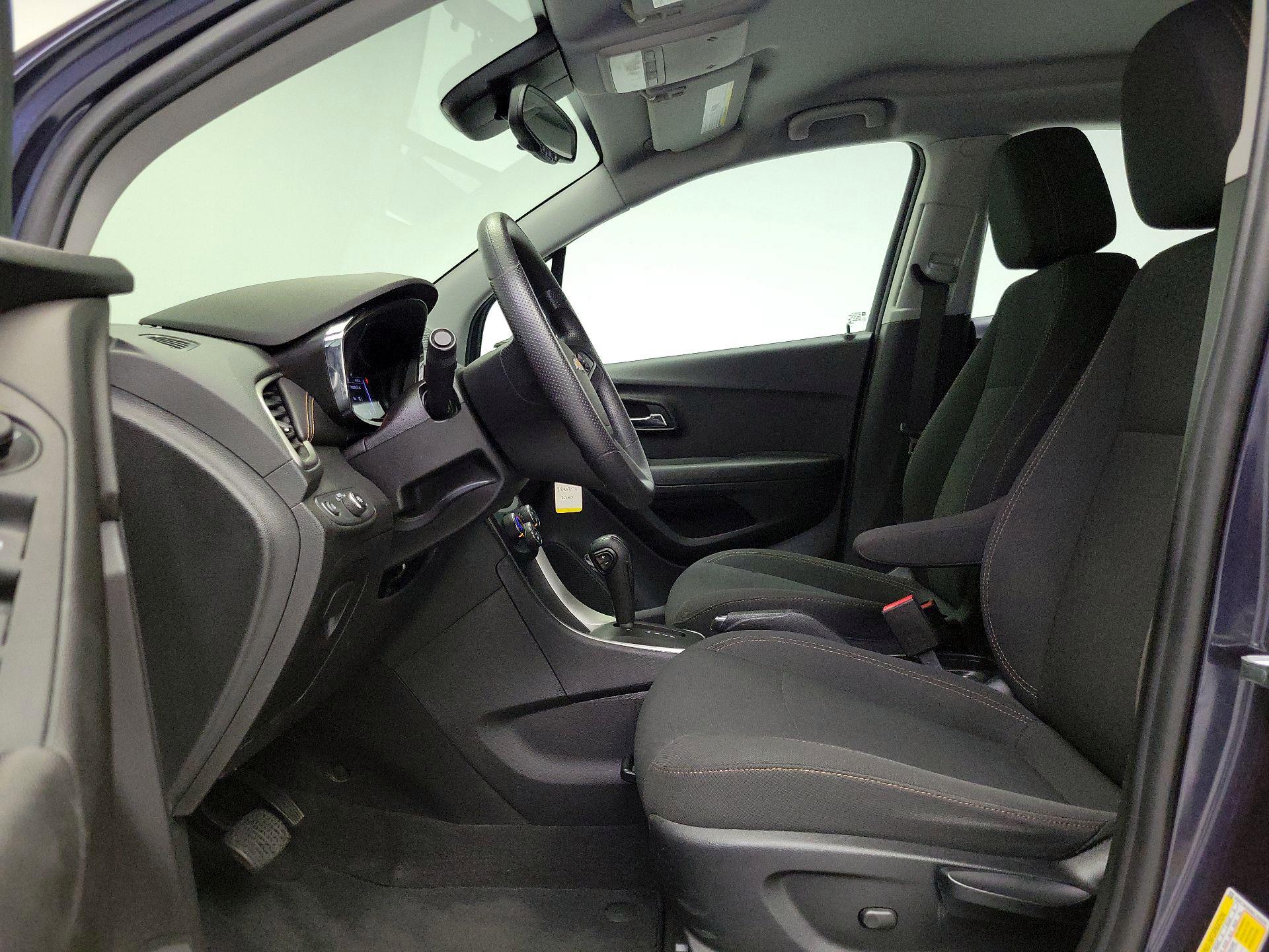 Thumbnail: 2019 Chevrolet Trax - 11