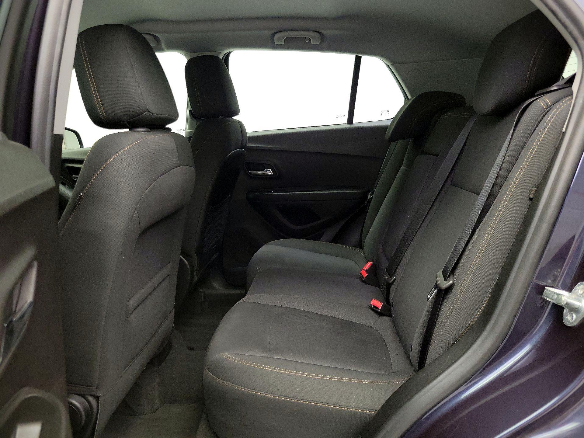 Thumbnail: 2019 Chevrolet Trax - 19