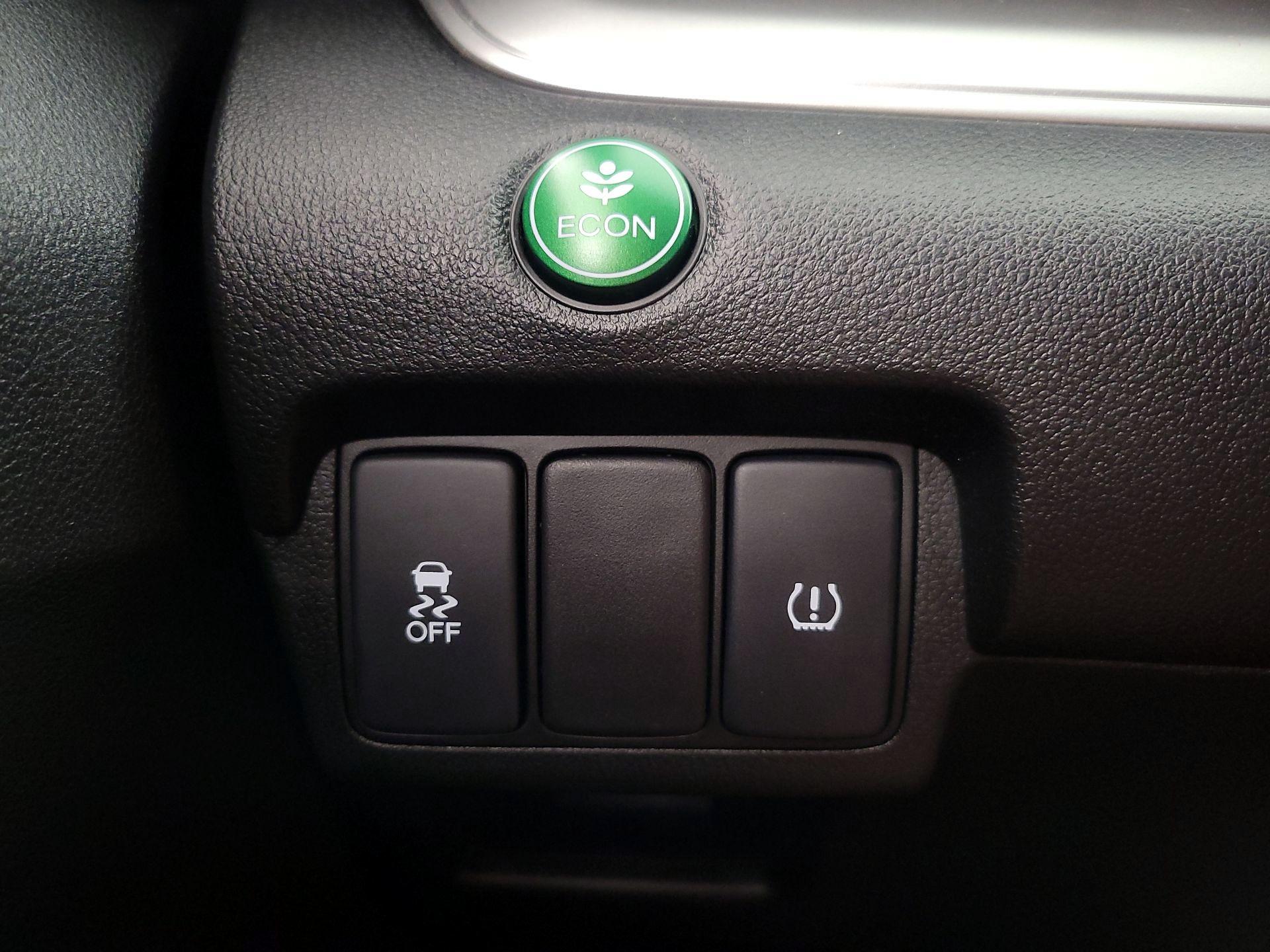 Thumbnail: 2016 Honda CR-V - 13