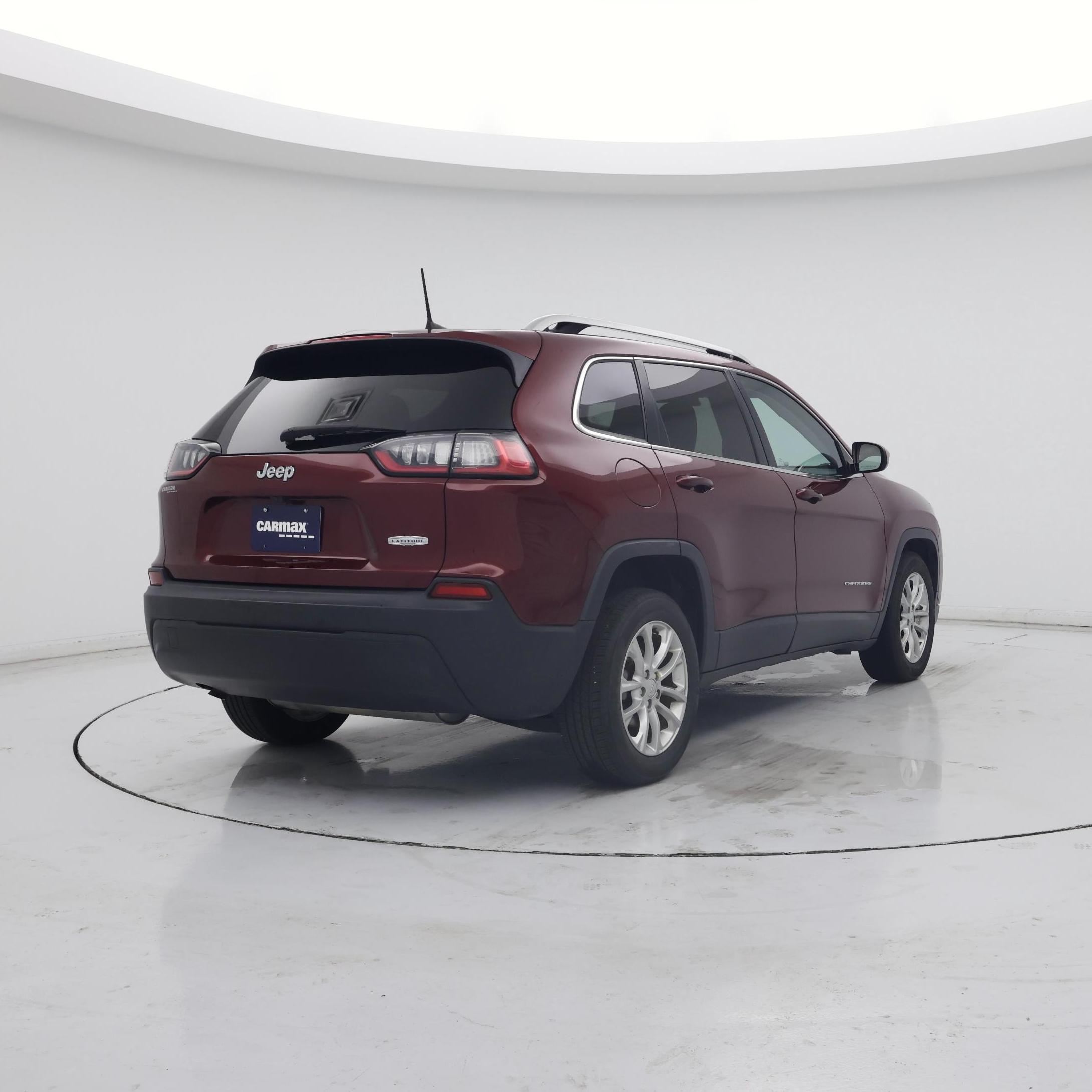 Thumbnail: 2019 Jeep Cherokee - 8