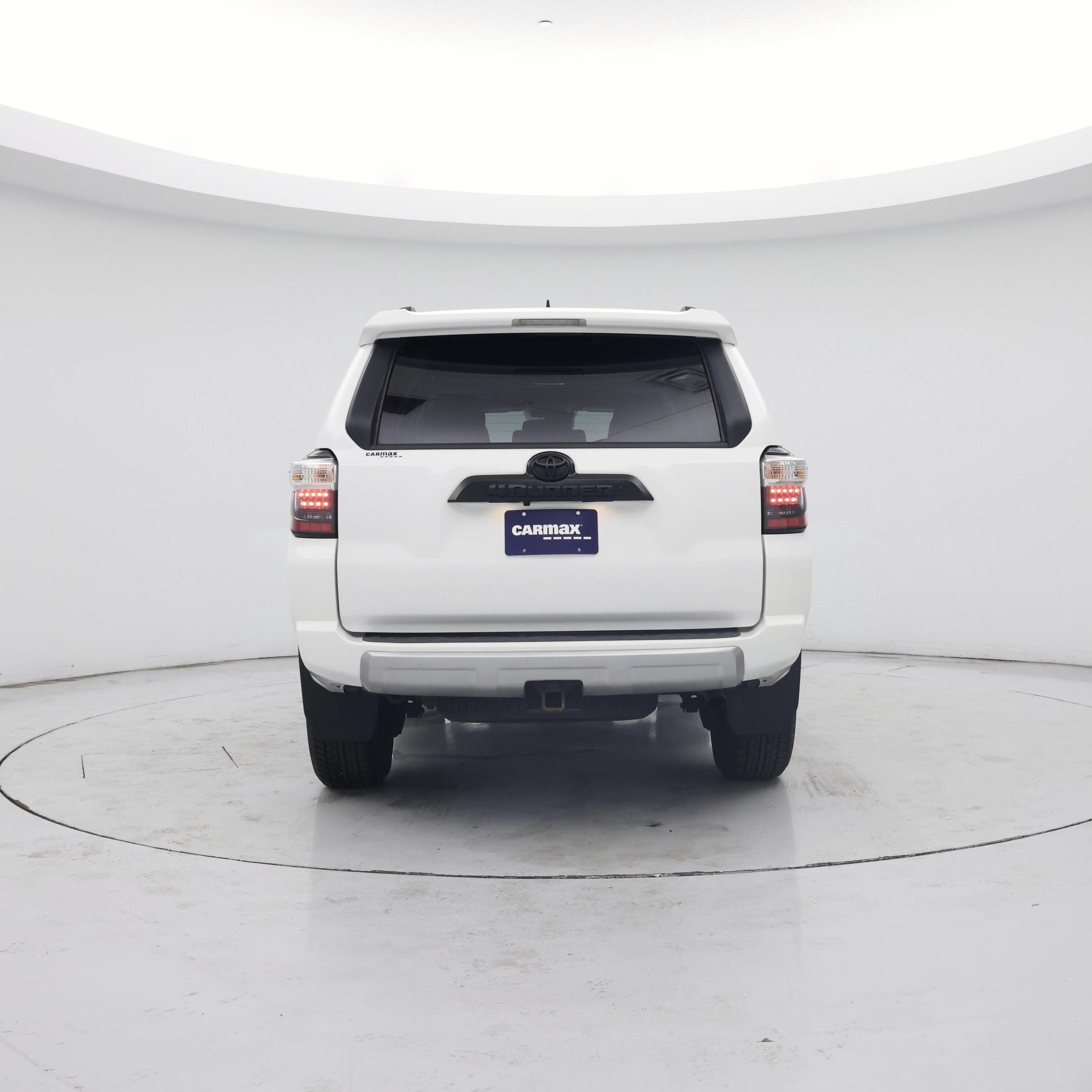 Thumbnail: 2023 Toyota 4Runner - 6