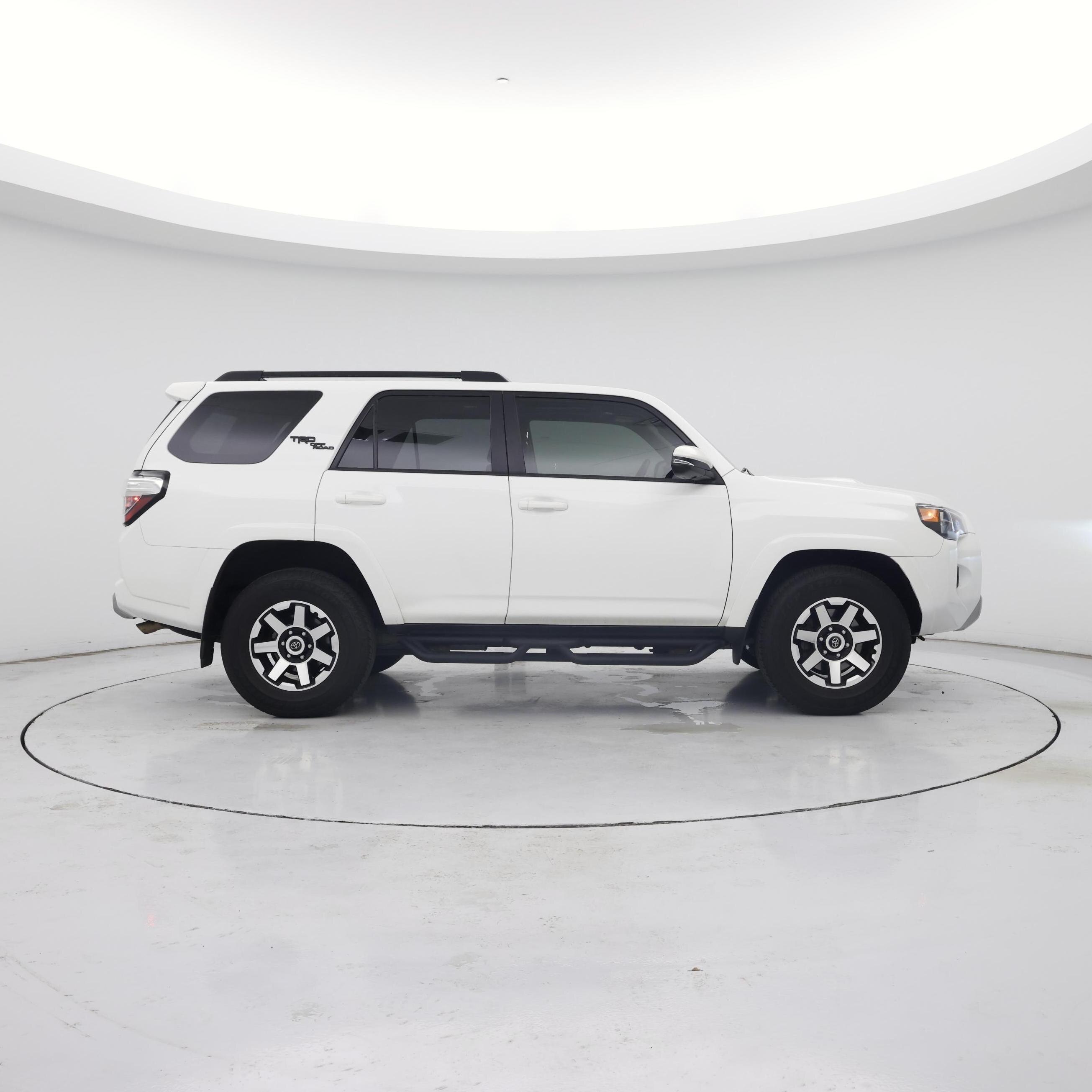 Thumbnail: 2023 Toyota 4Runner - 7