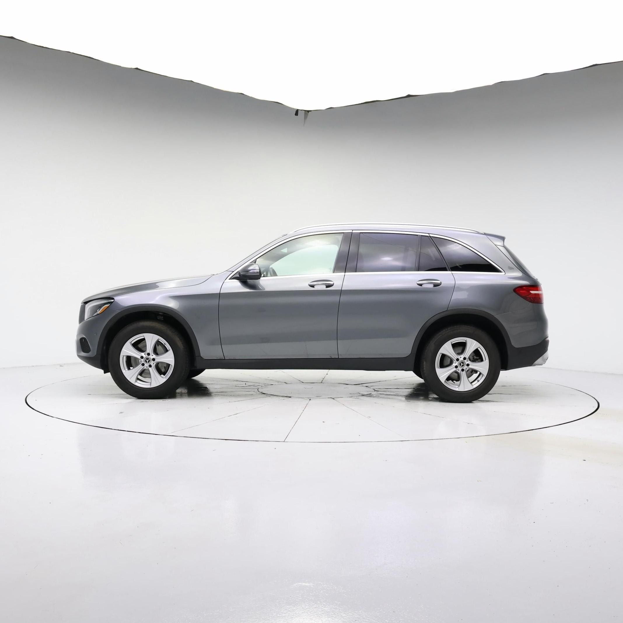 Thumbnail: 2018 Mercedes-Benz GLC - 3