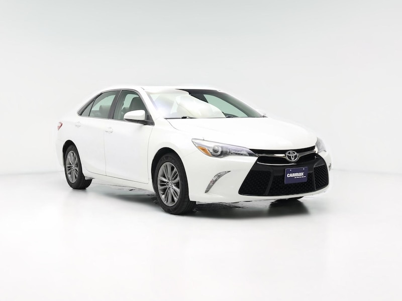 2015 Toyota Camry SE -
                  Kenosha, WI