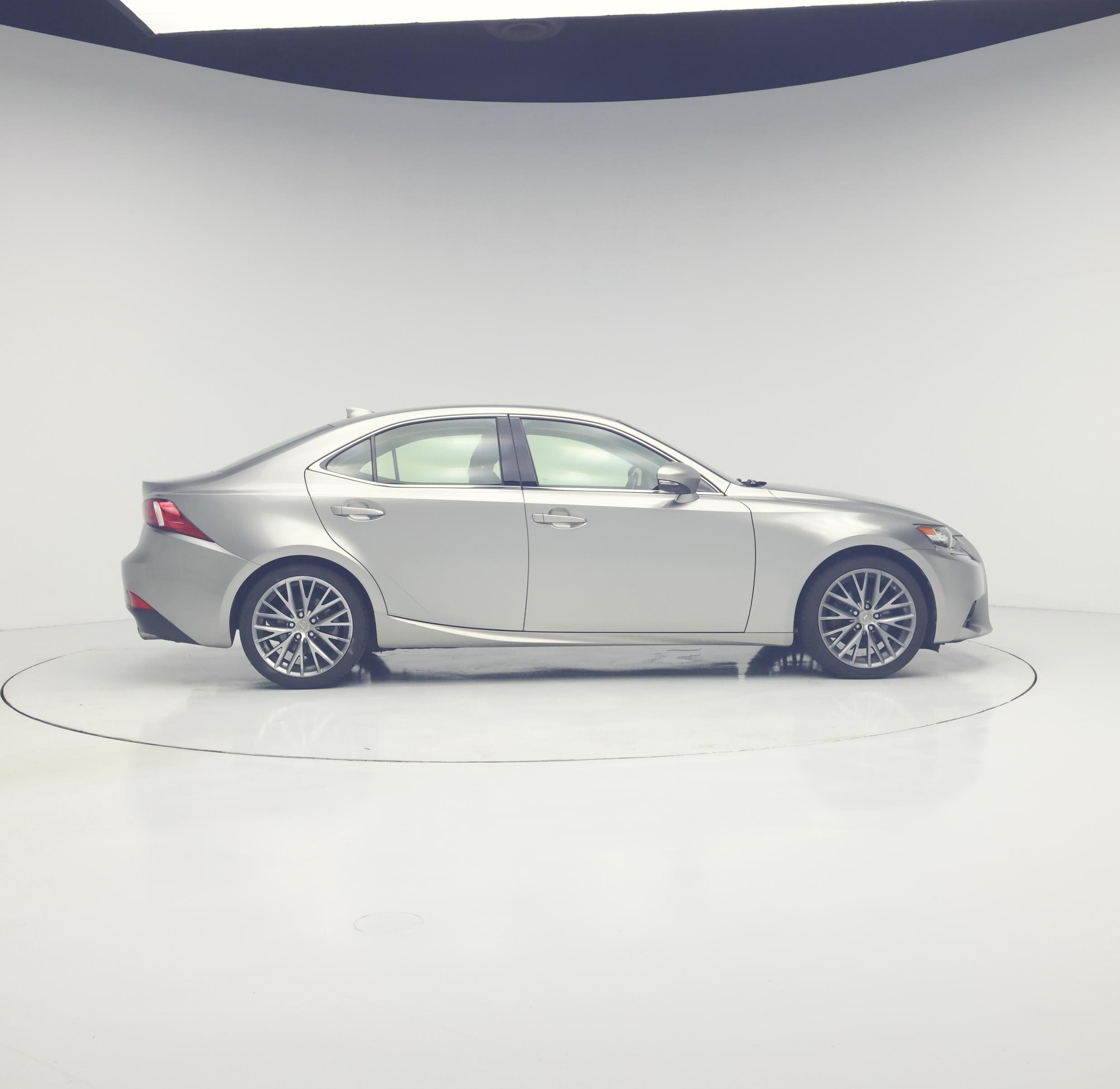 Thumbnail: 2015 Lexus IS - 7