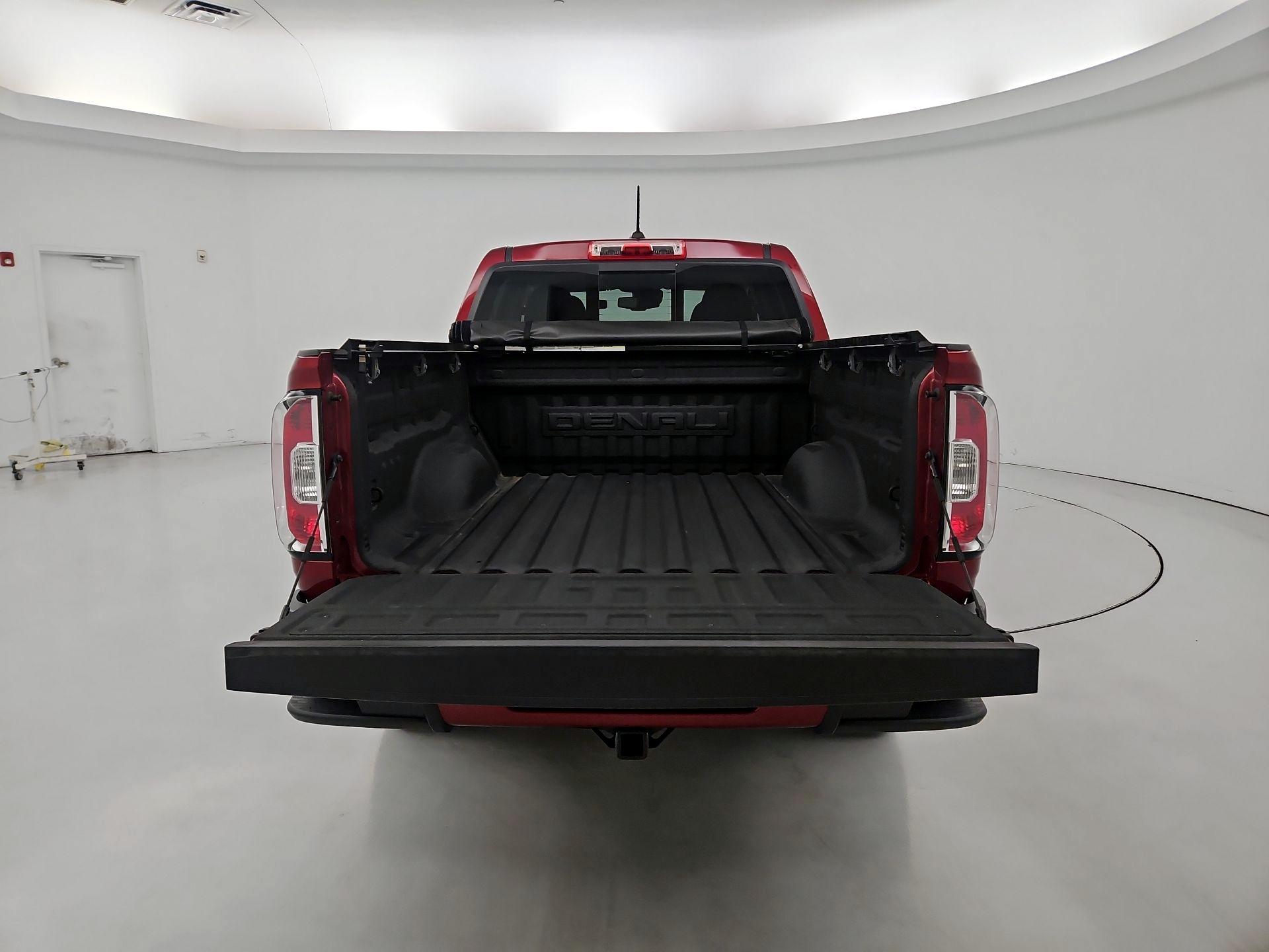 Thumbnail: 2018 GMC Canyon - 19