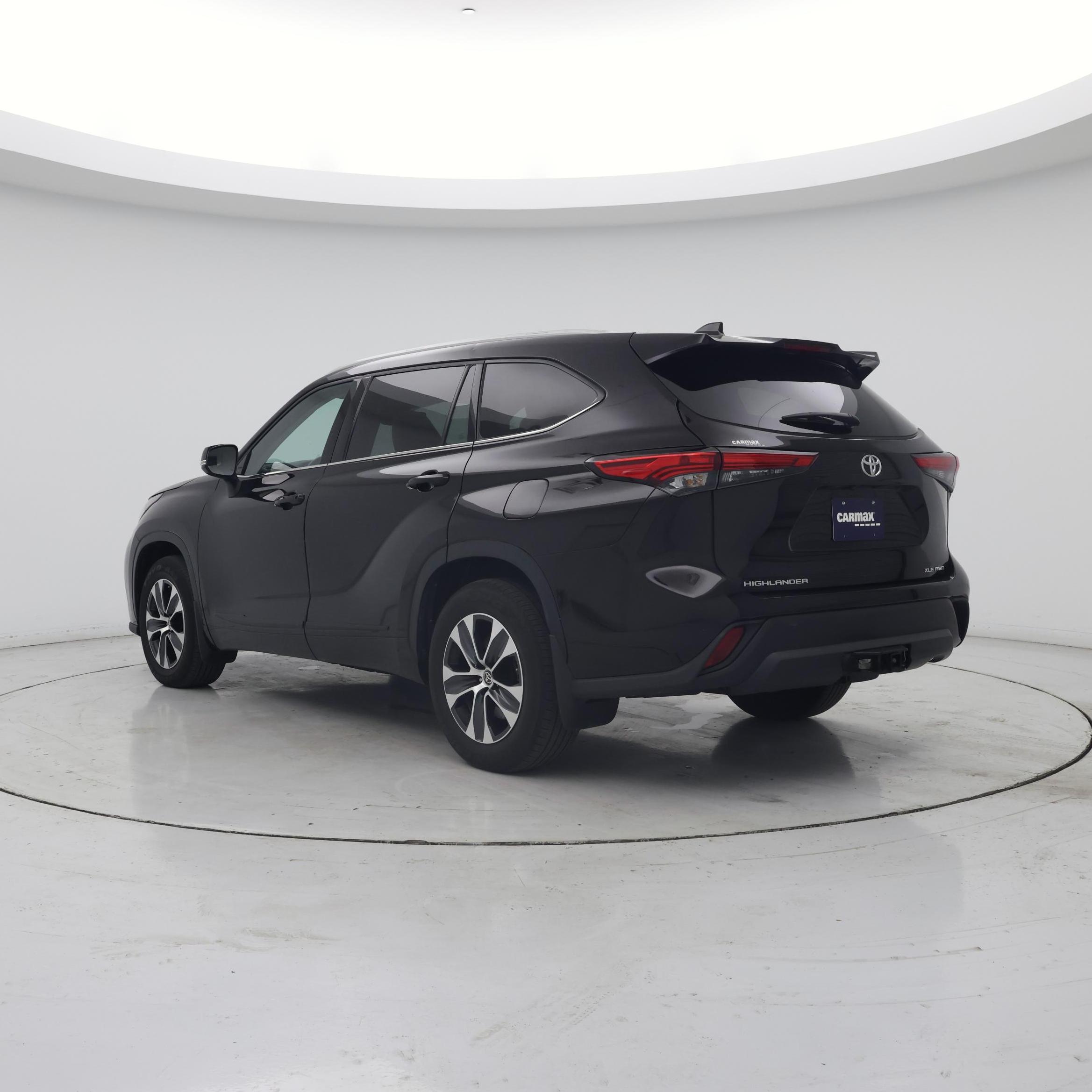 Thumbnail: 2022 Toyota Highlander - 2