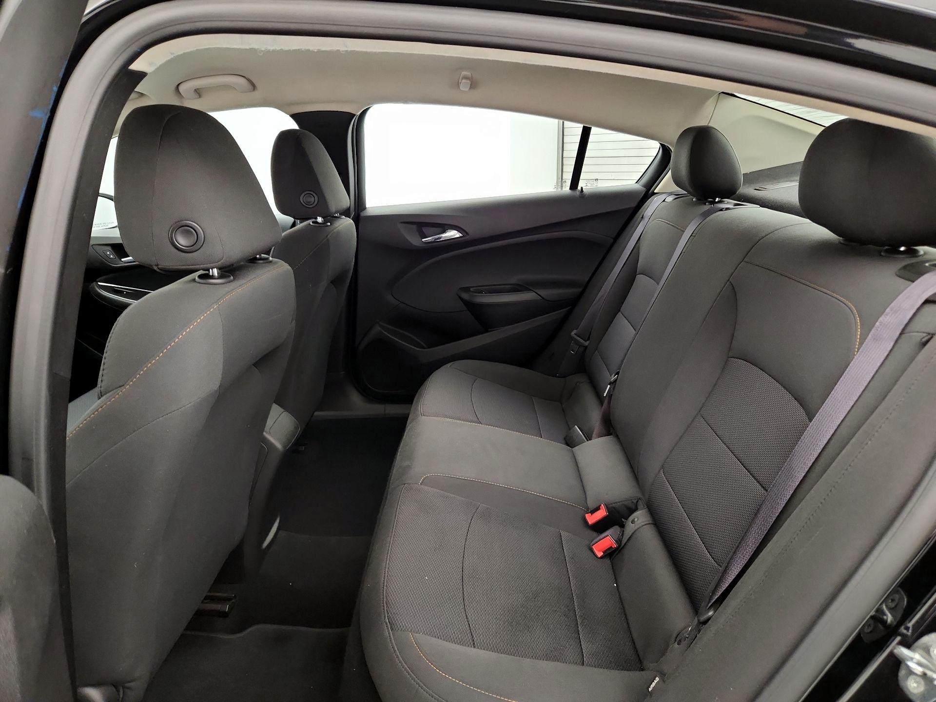 Thumbnail: 2016 Chevrolet Cruze - 19