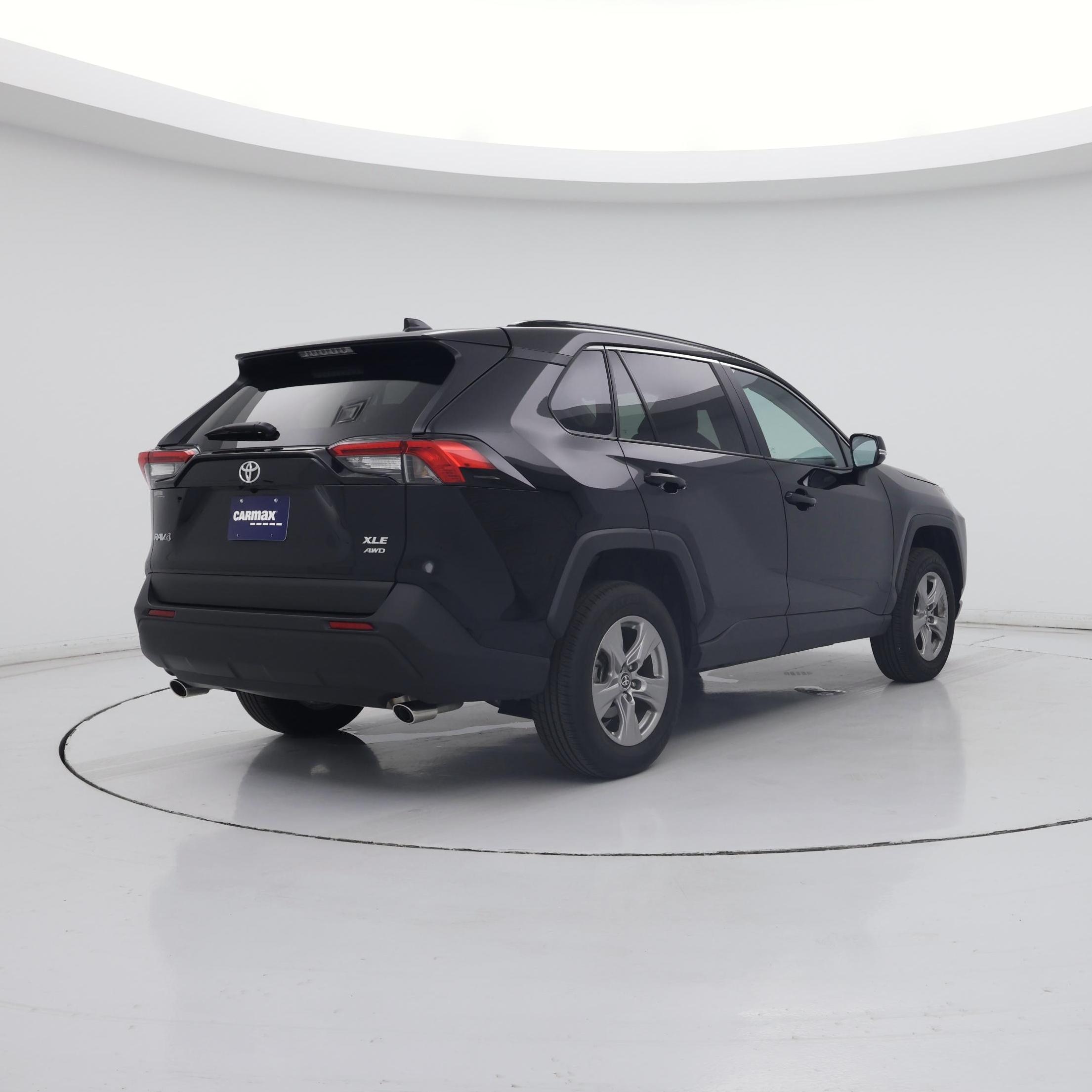 Thumbnail: 2025 Toyota RAV4 - 8
