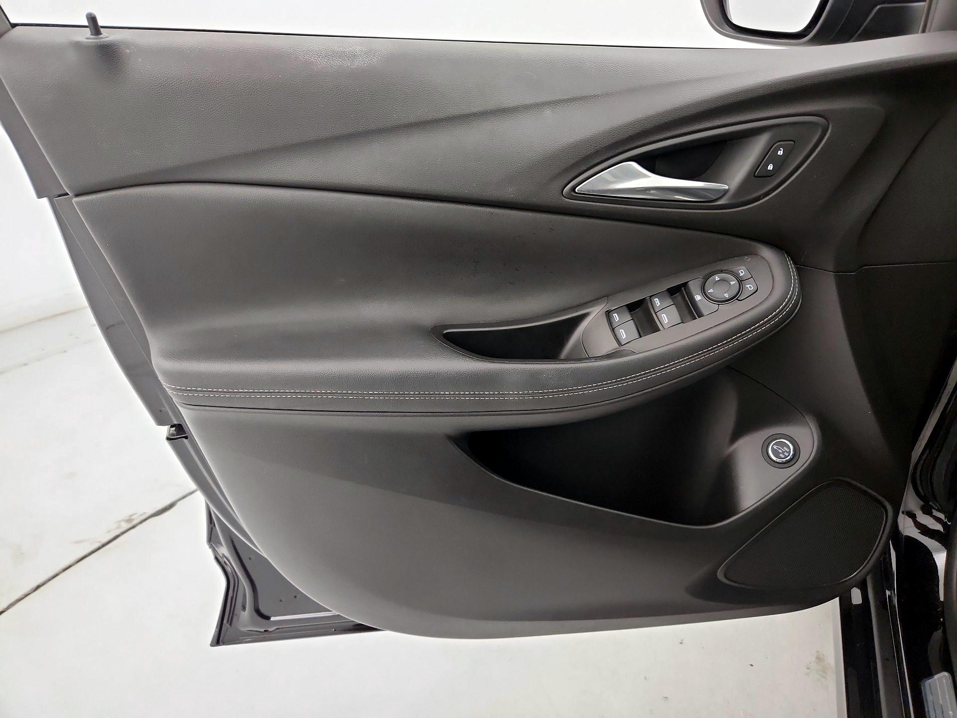 Thumbnail: 2020 Buick Encore GX - 12
