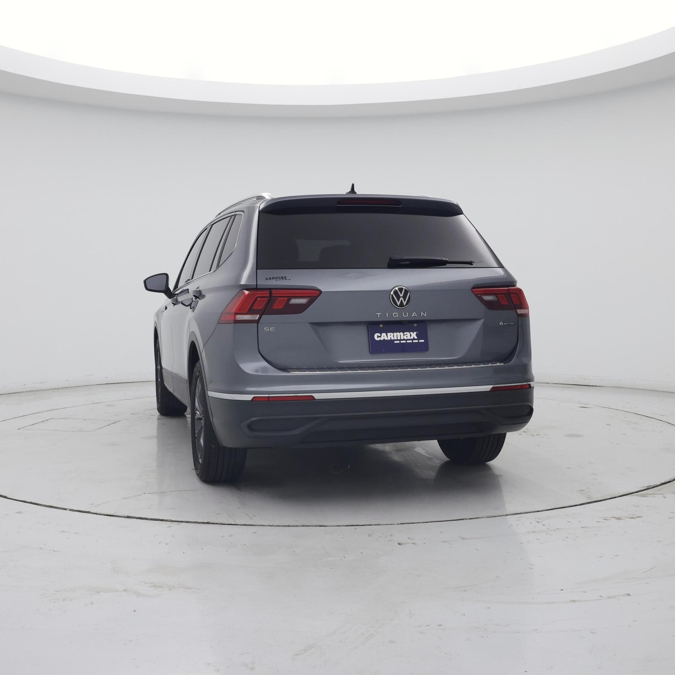 Thumbnail: 2022 Volkswagen Tiguan - 6