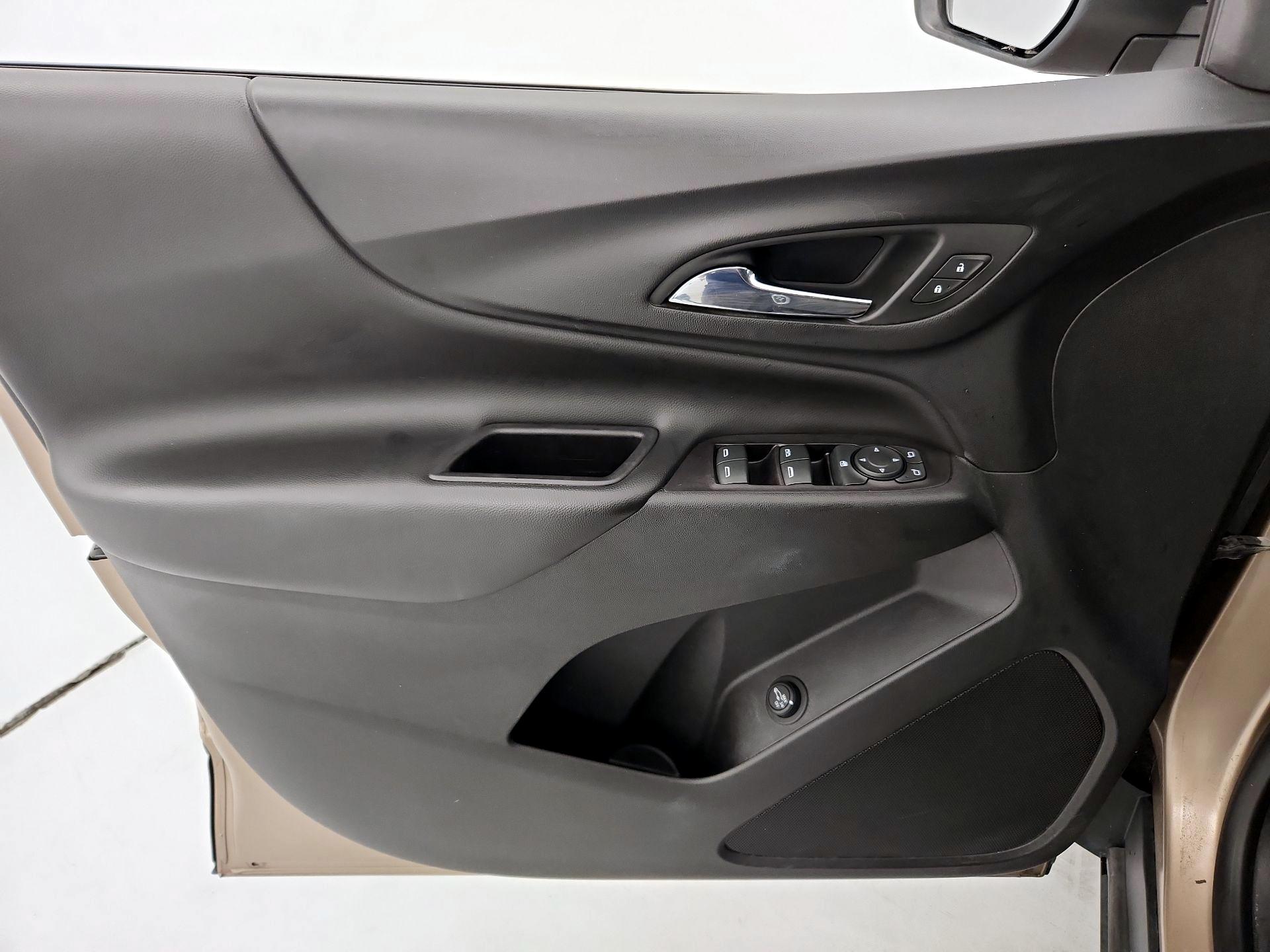 Thumbnail: 2019 Chevrolet Equinox - 12