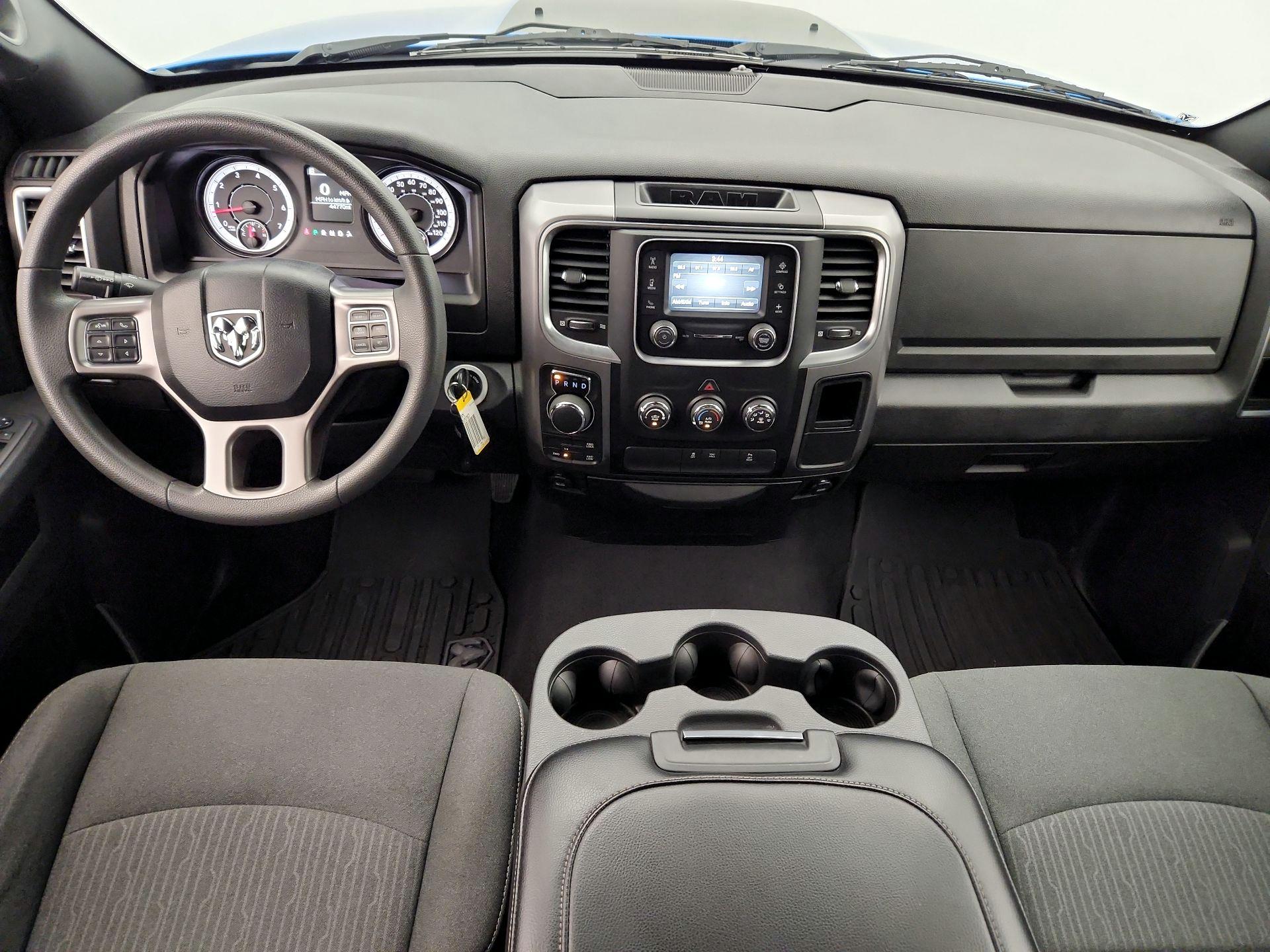 Thumbnail: 2022 RAM 1500 Classic - 9