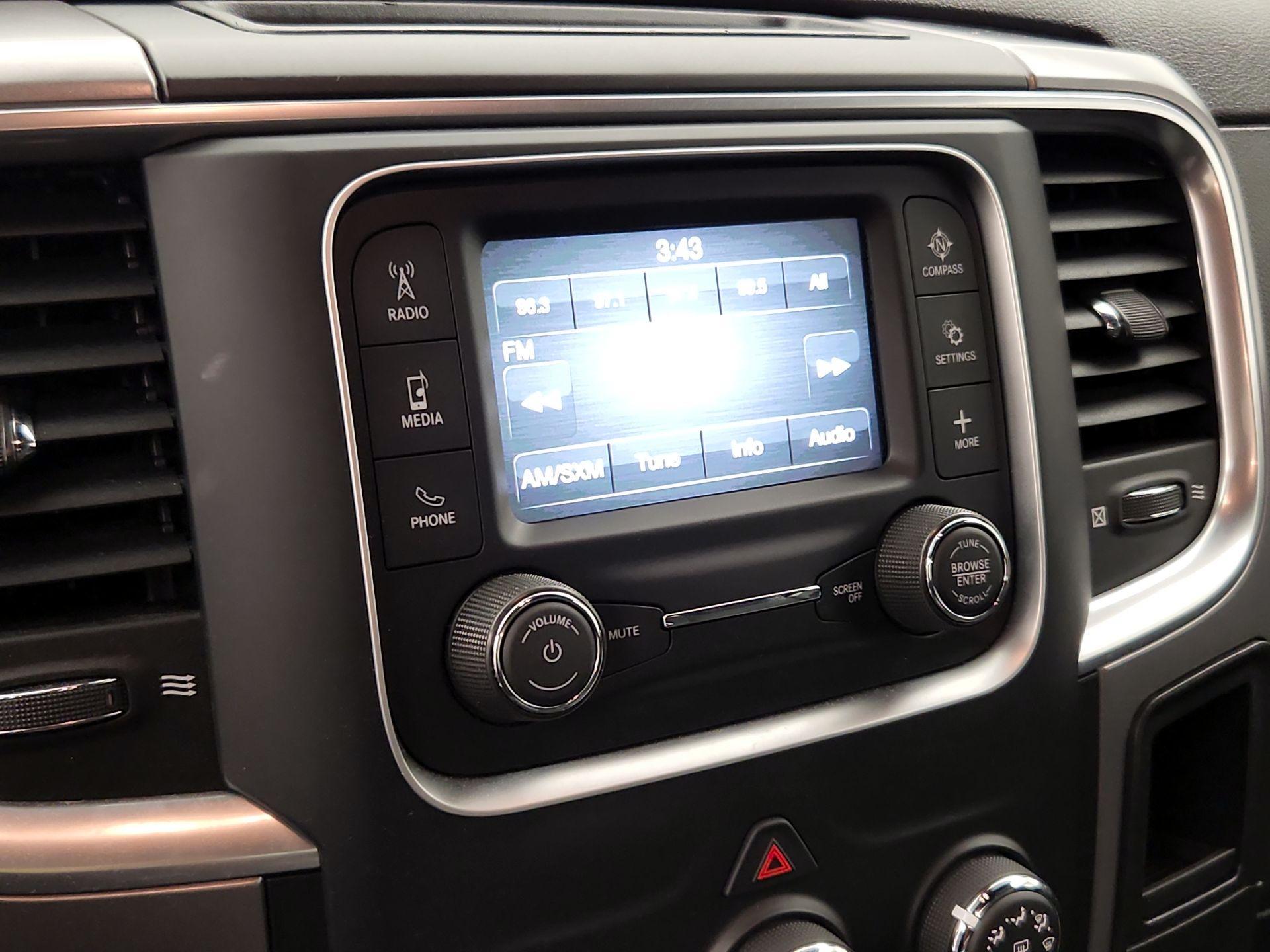Thumbnail: 2022 RAM 1500 Classic - 15