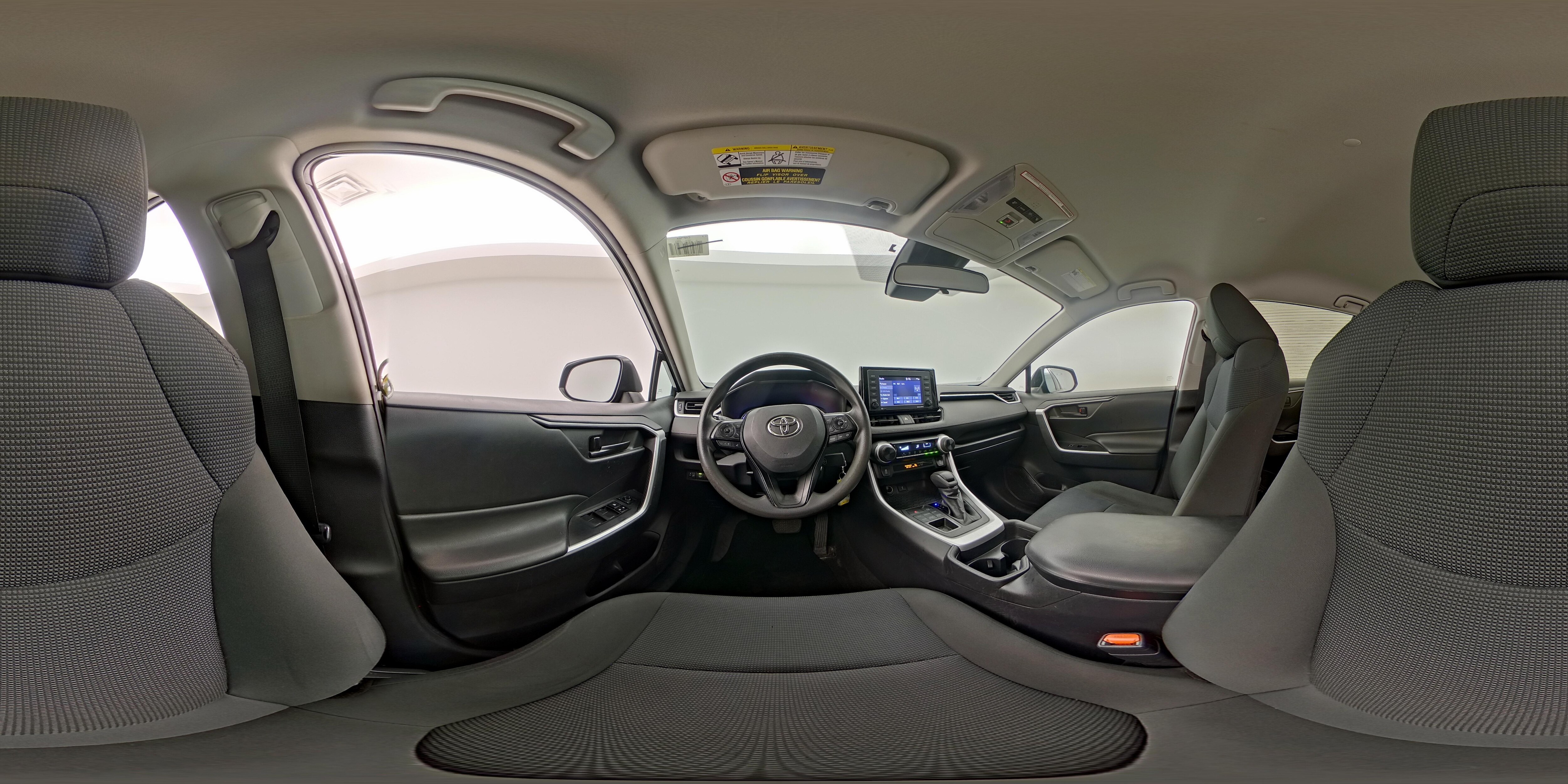 2021 Toyota RAV4 LE - Photo 27