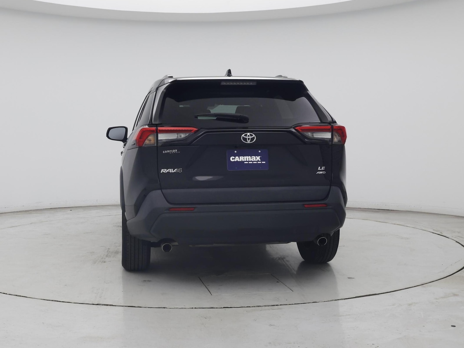2021 Toyota RAV4 LE - Photo 7