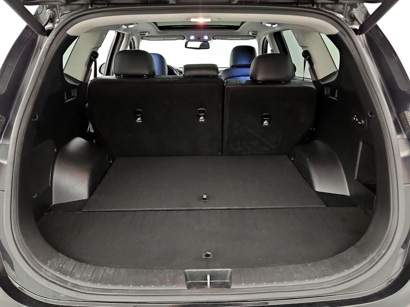 2020 Hyundai Santa Fe Limited - Photo 22