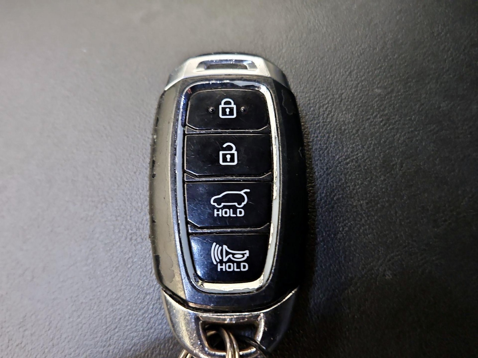 2020 Hyundai Santa Fe Limited - Photo 25