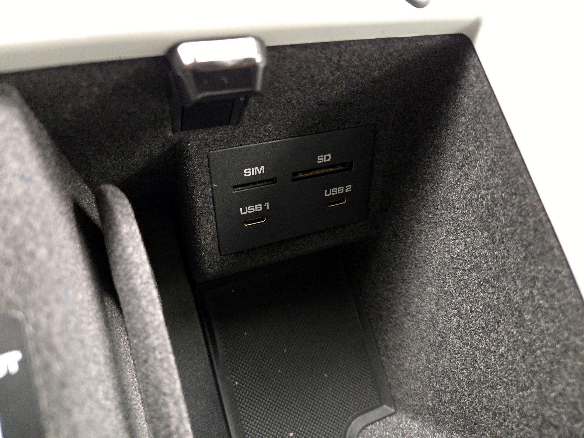 Thumbnail: 2024 Porsche Macan - 19