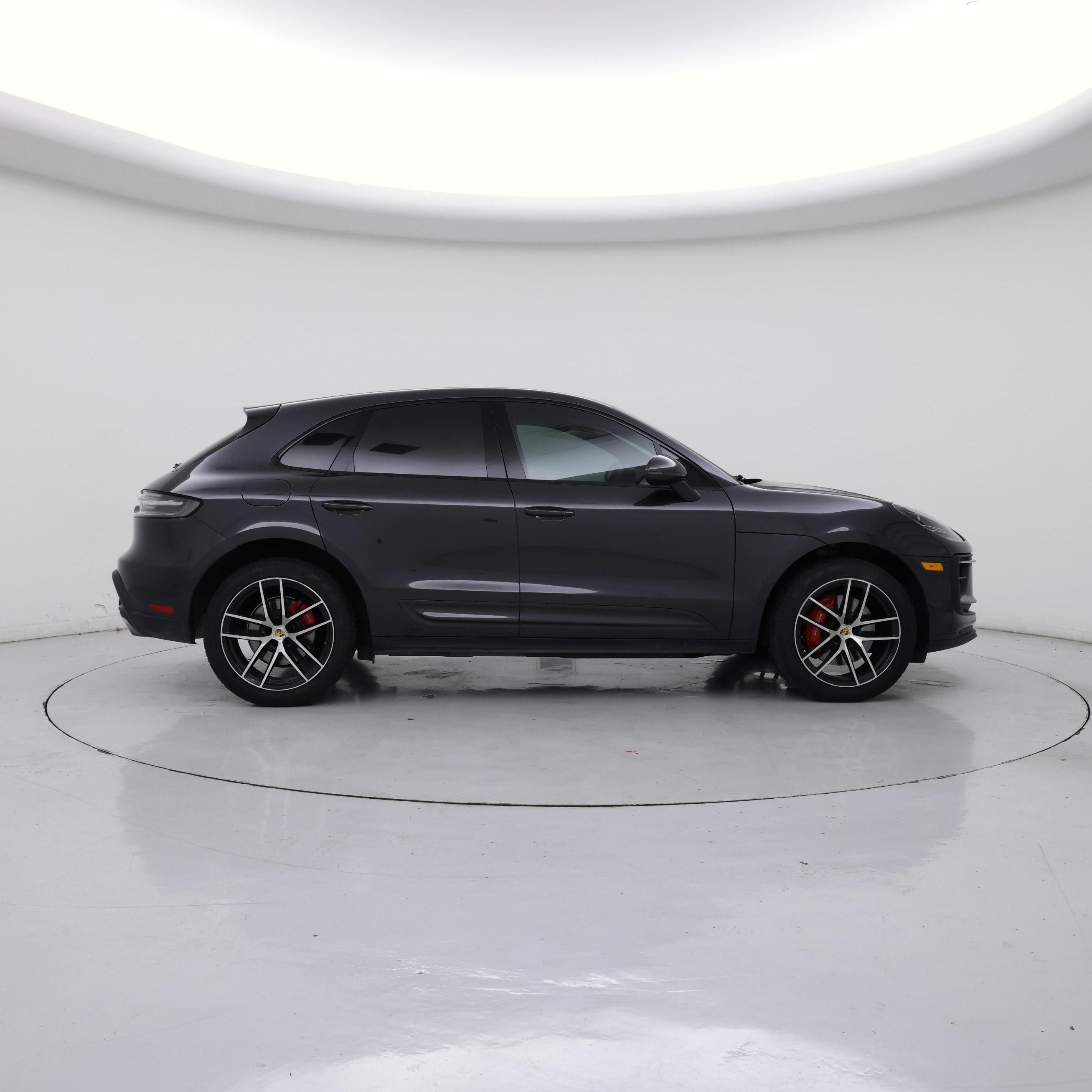 Thumbnail: 2024 Porsche Macan - 7