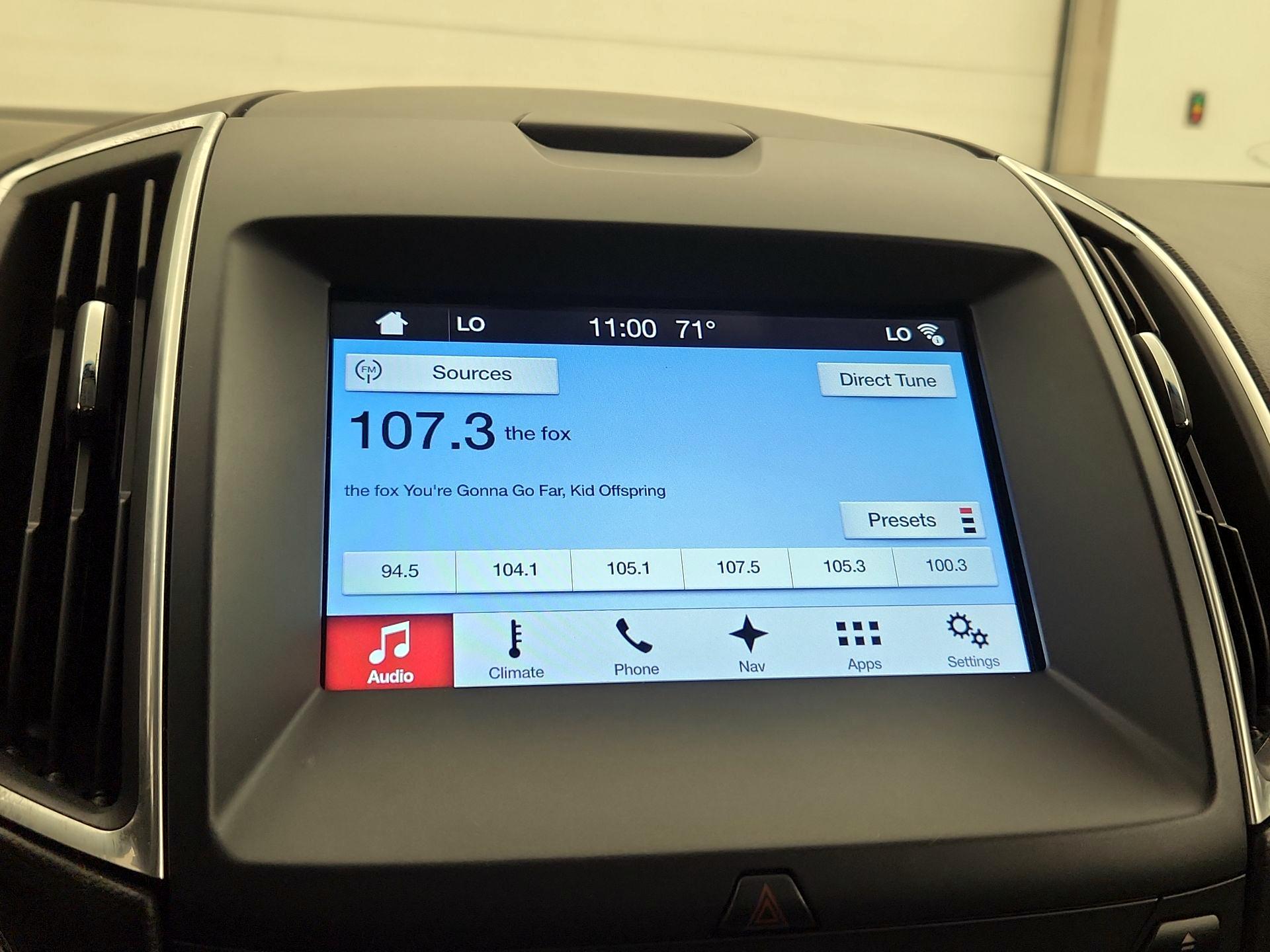 Thumbnail: 2017 Ford Edge - 16