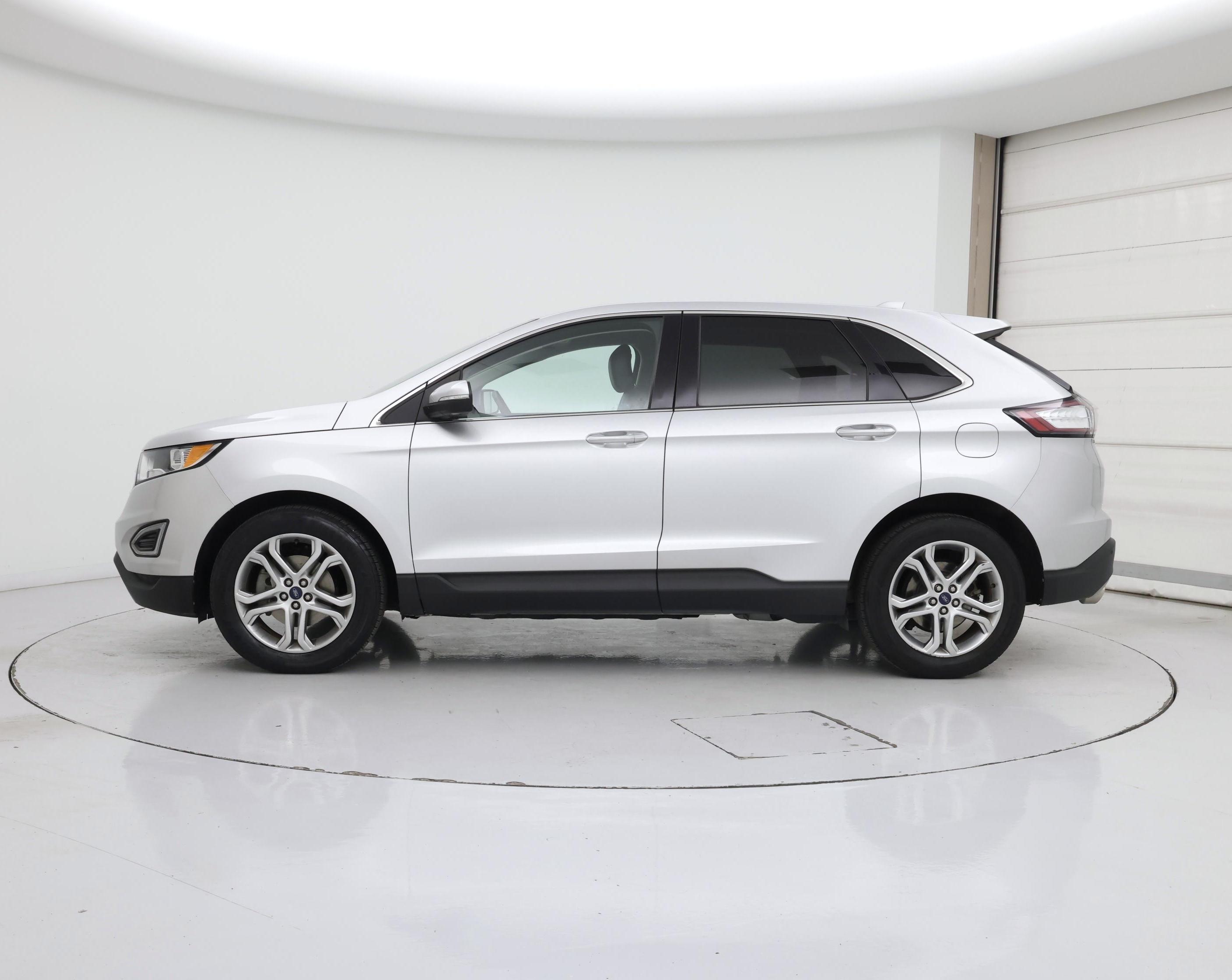 Thumbnail: 2017 Ford Edge - 3