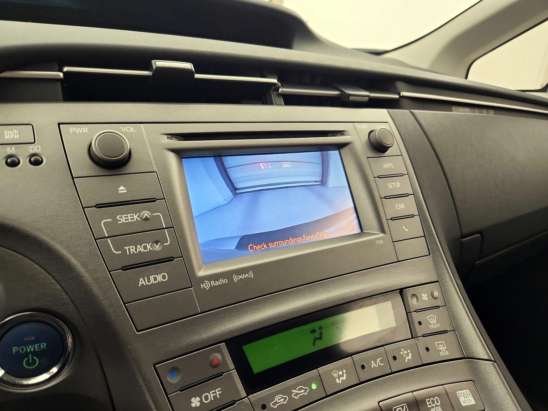 Thumbnail: 2015 Toyota Prius - 14