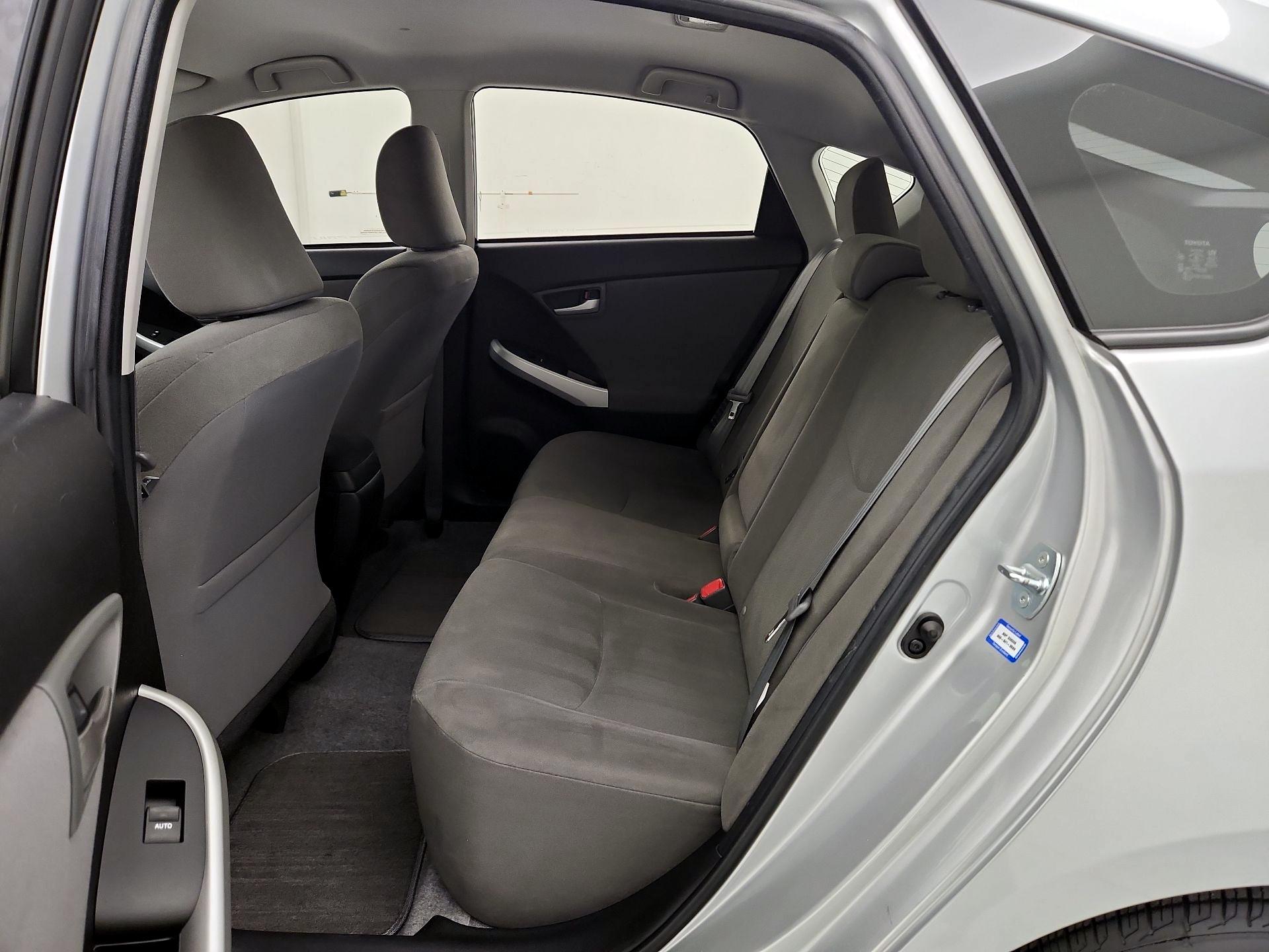 Thumbnail: 2015 Toyota Prius - 19