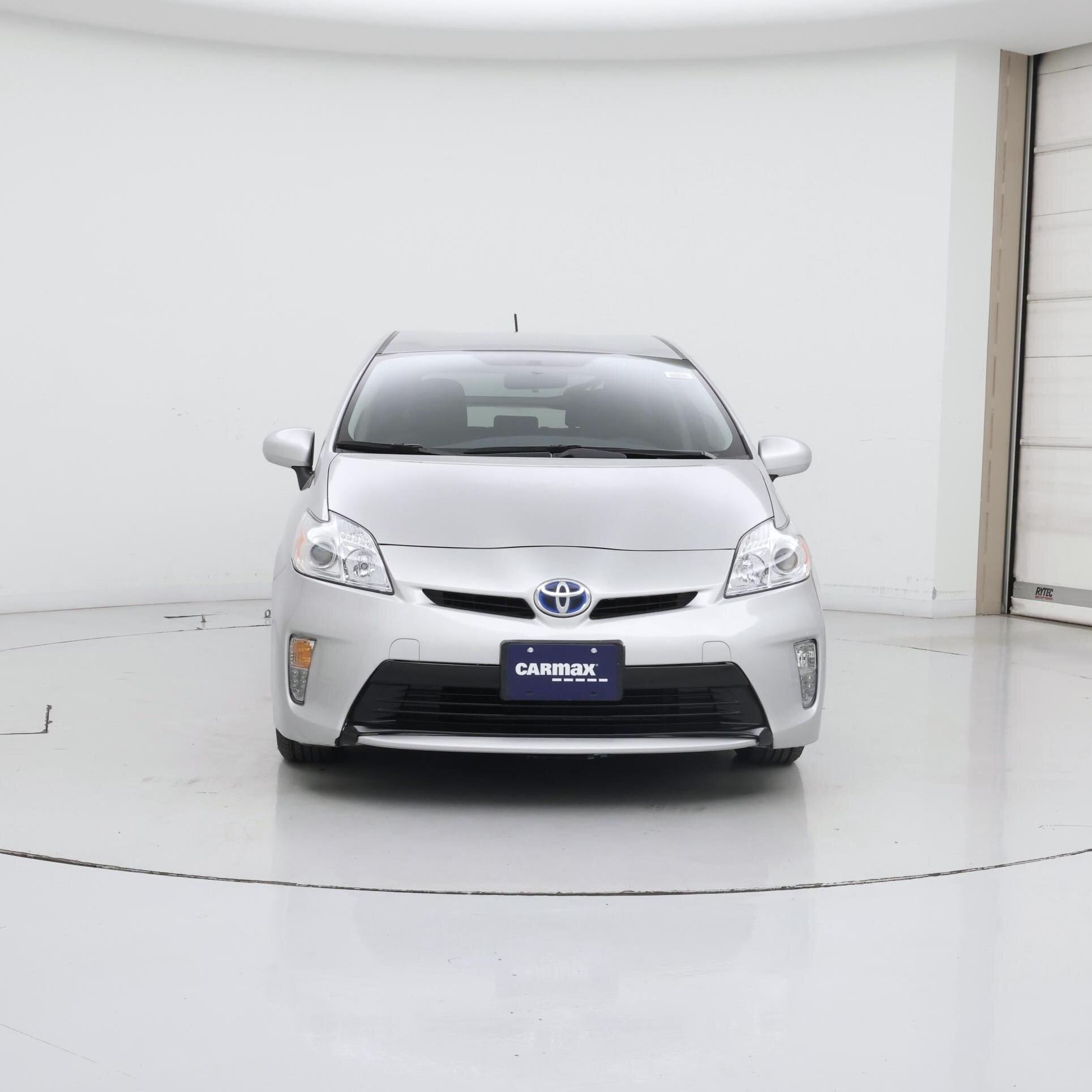 Thumbnail: 2015 Toyota Prius - 5