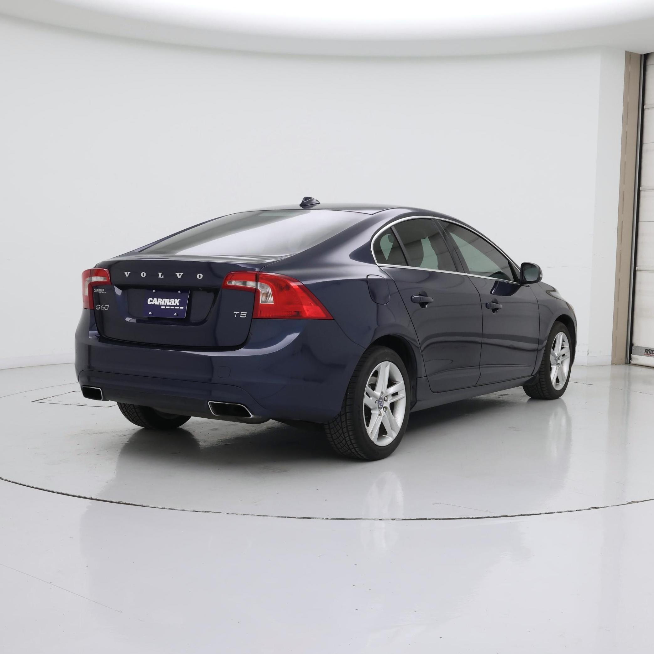 Thumbnail: 2015 Volvo S60 - 8