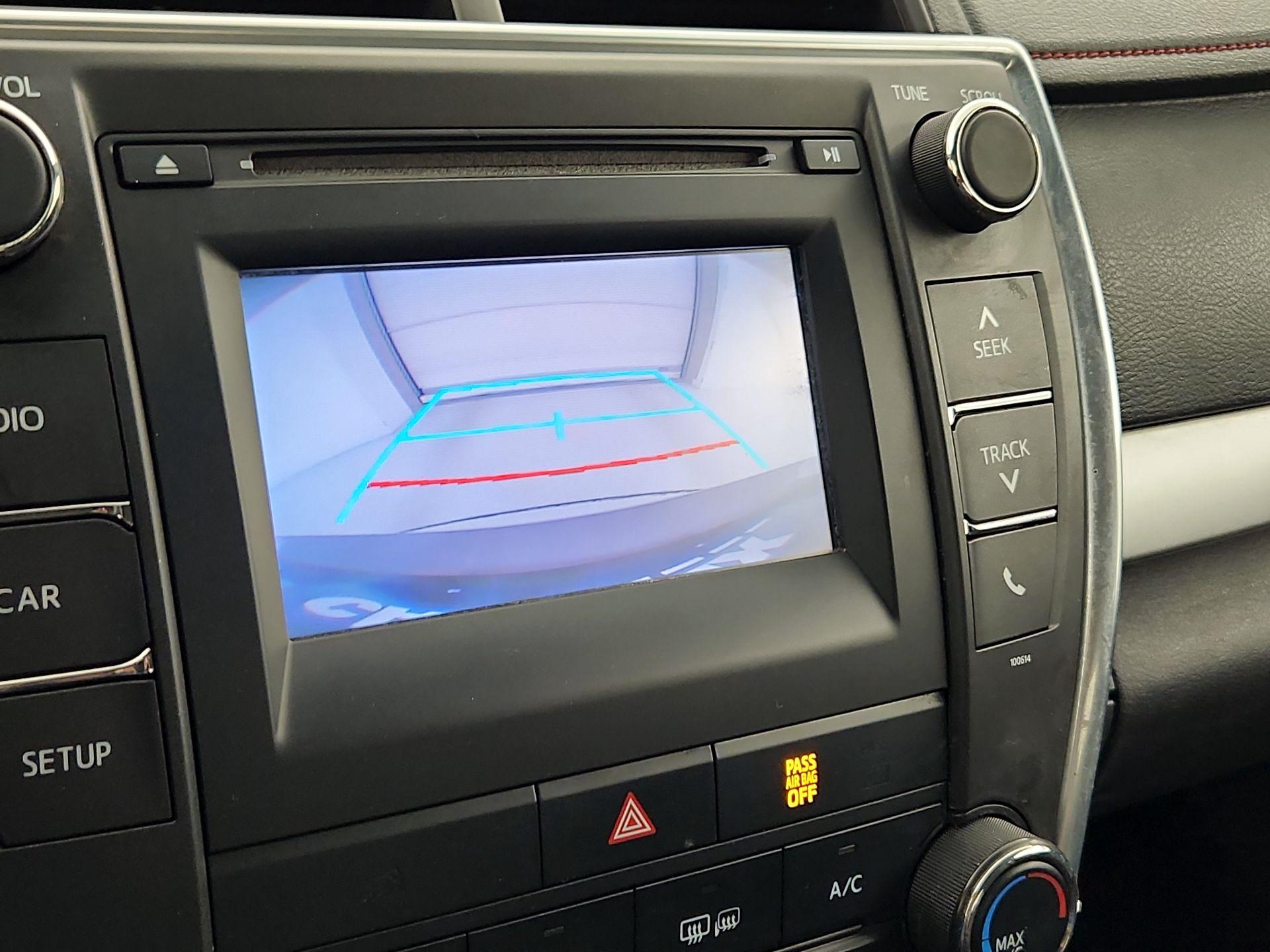 Thumbnail: 2017 Toyota Camry - 14