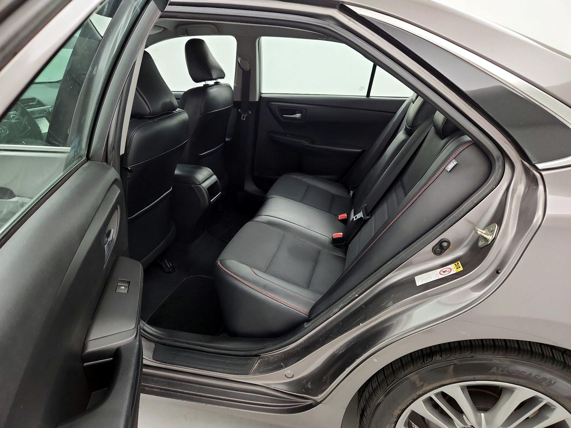 Thumbnail: 2017 Toyota Camry - 19