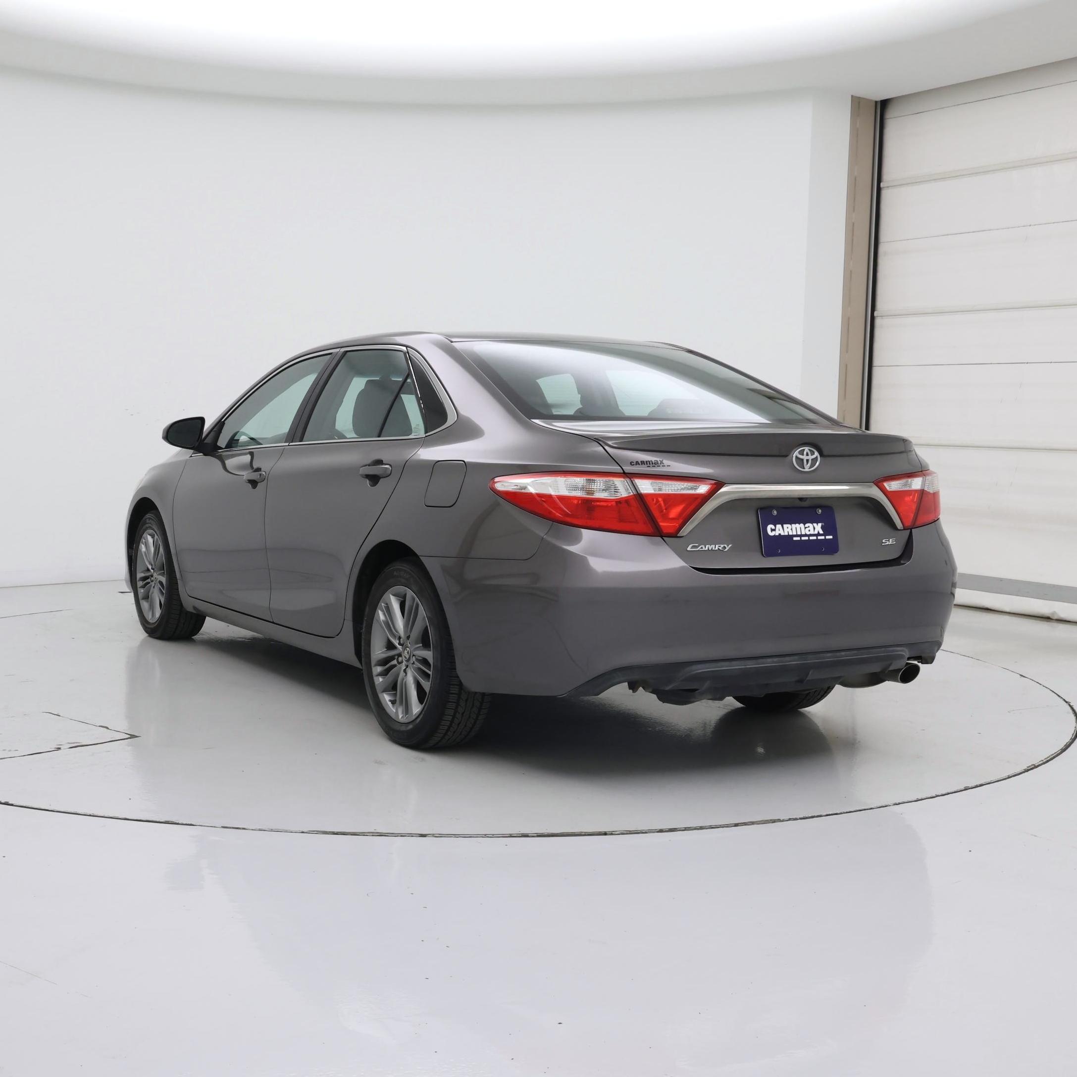 Thumbnail: 2017 Toyota Camry - 3