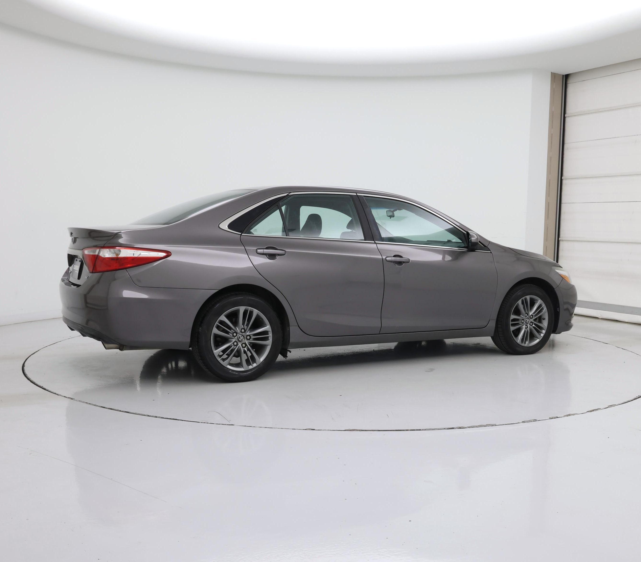 Thumbnail: 2017 Toyota Camry - 6