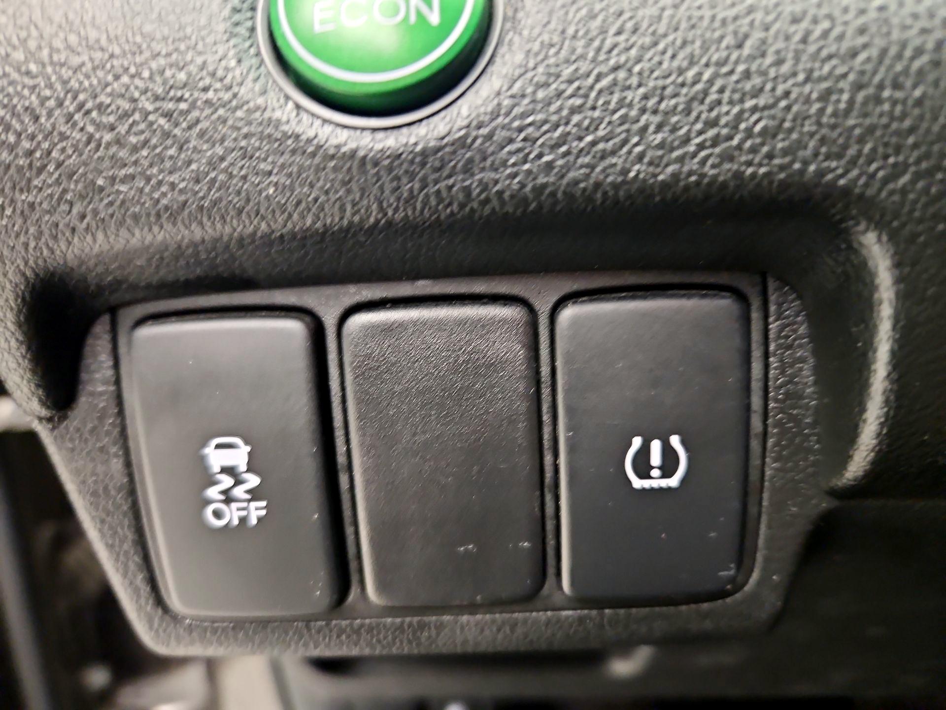 Thumbnail: 2016 Honda CR-V - 13