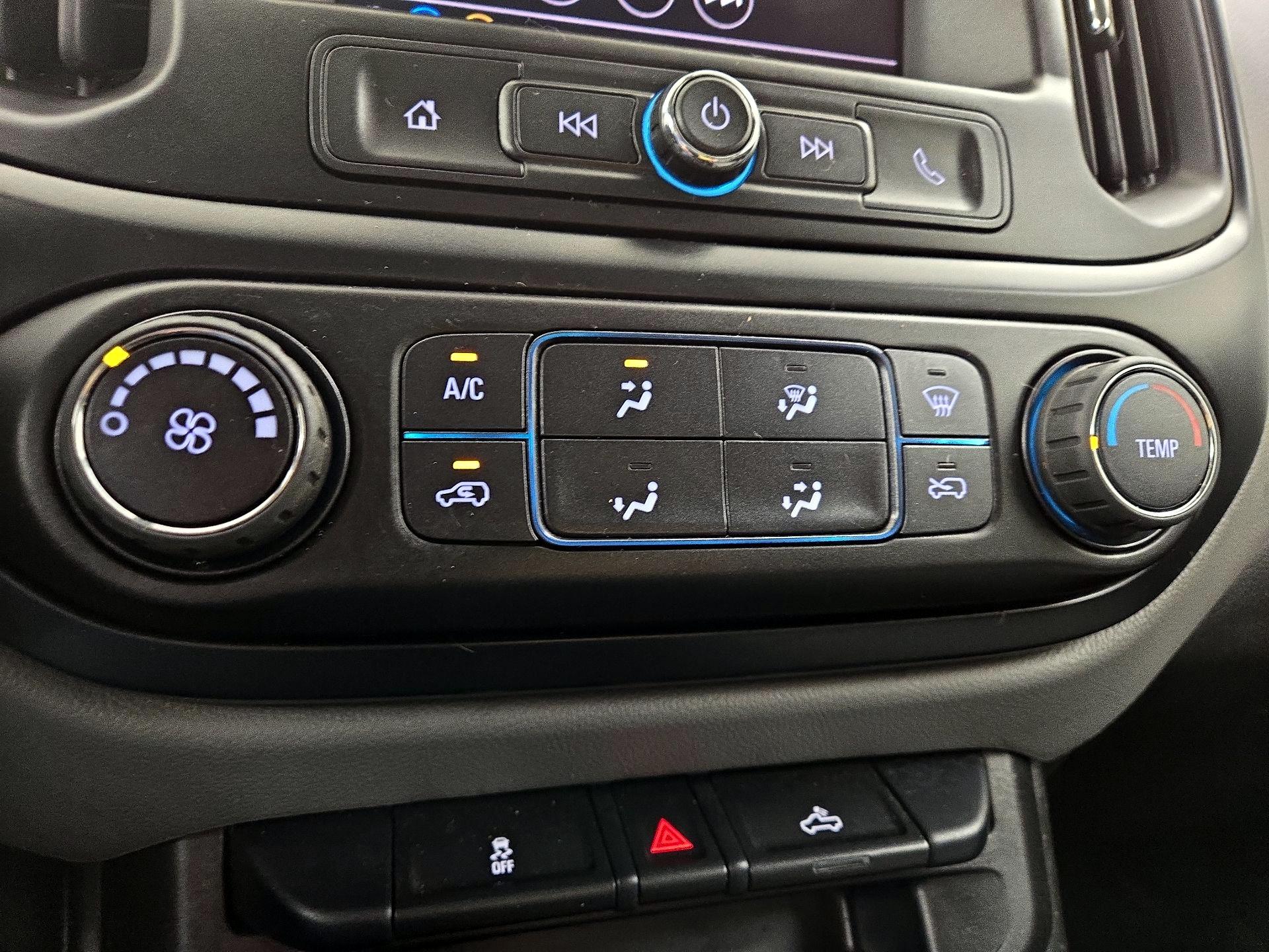 Thumbnail: 2022 Chevrolet Colorado - 16