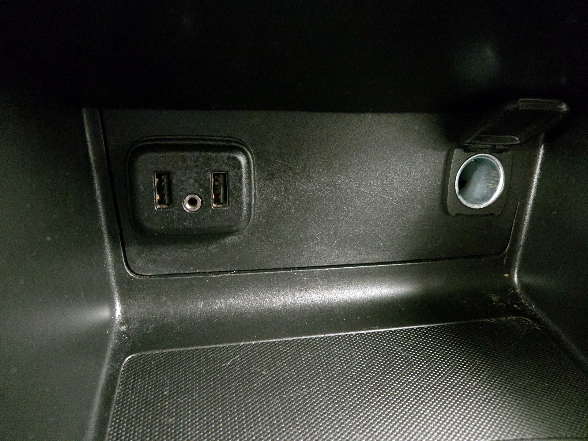 Thumbnail: 2022 Chevrolet Colorado - 18