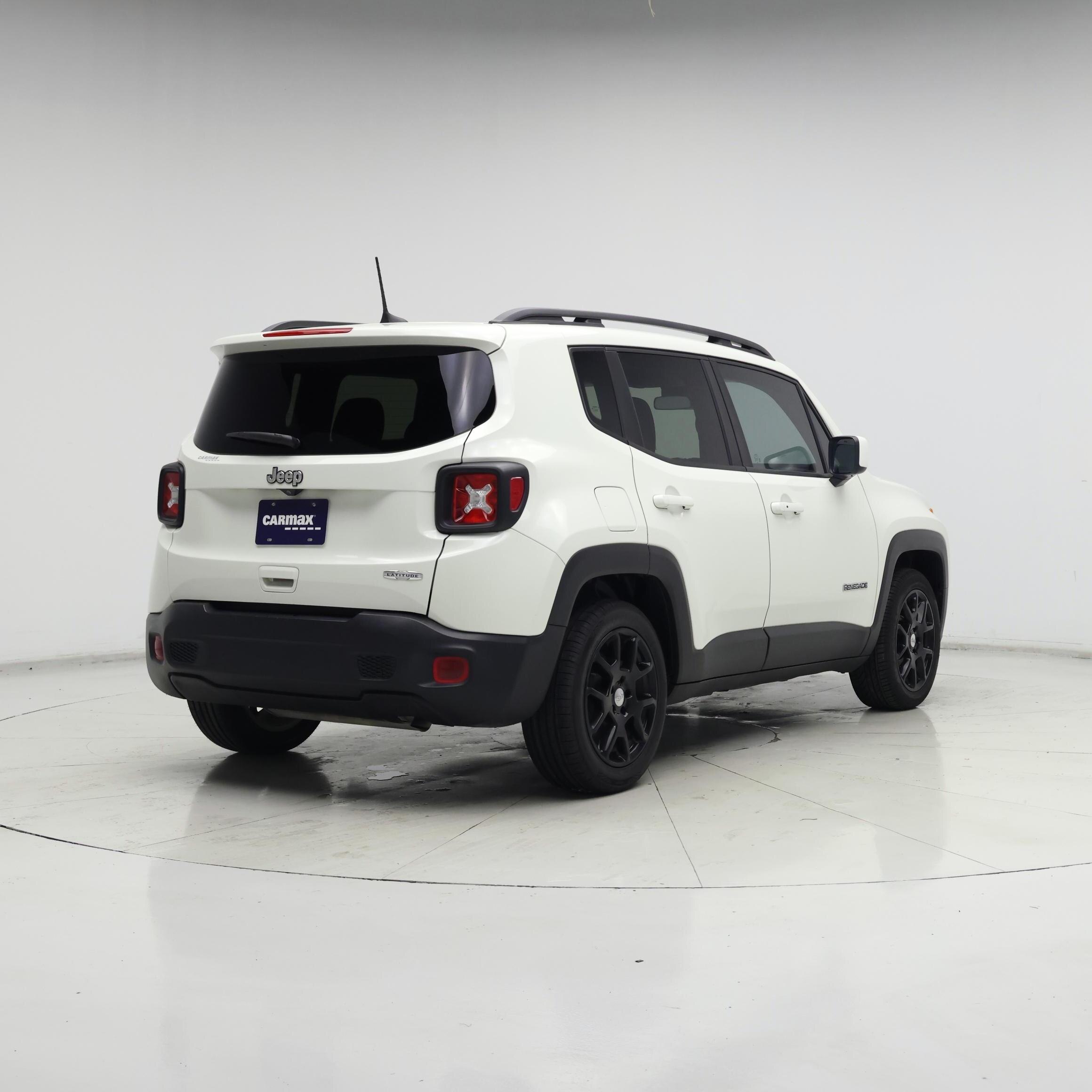 Thumbnail: 2019 Jeep Renegade - 8