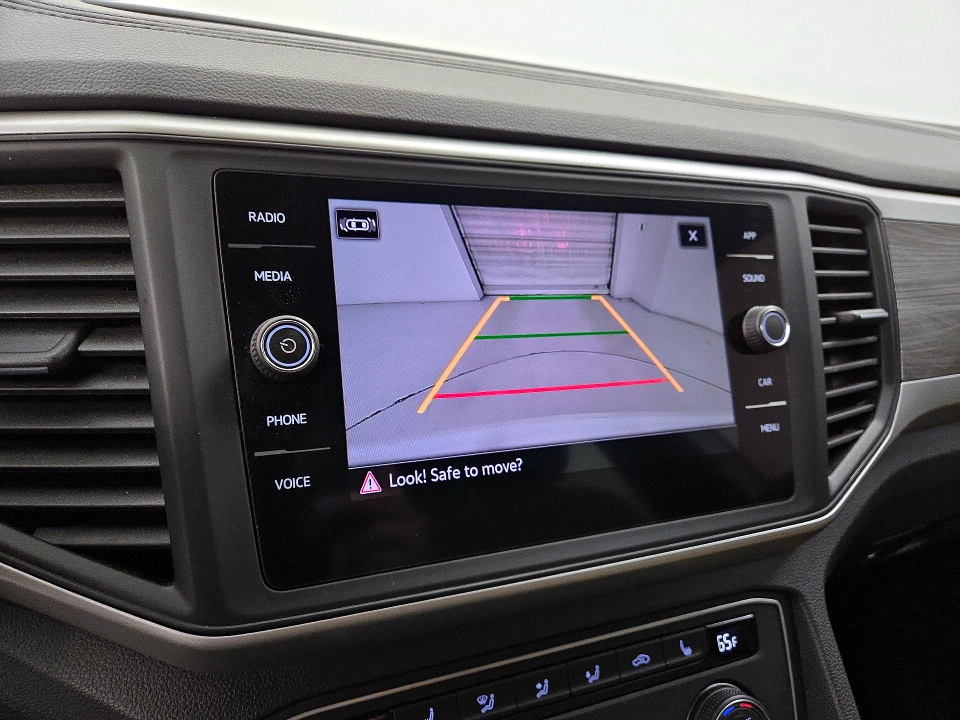 Thumbnail: 2021 Volkswagen Atlas - 14