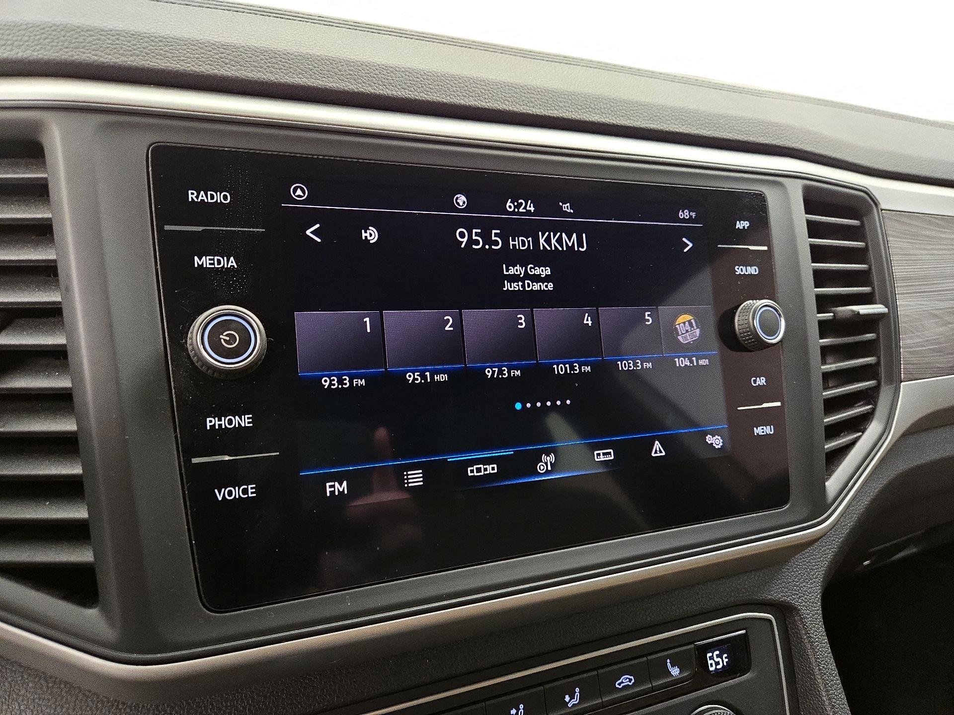 Thumbnail: 2021 Volkswagen Atlas - 15