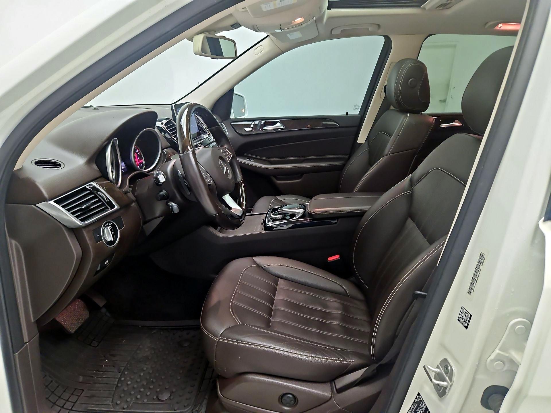 Thumbnail: 2016 Mercedes-Benz GLE - 11