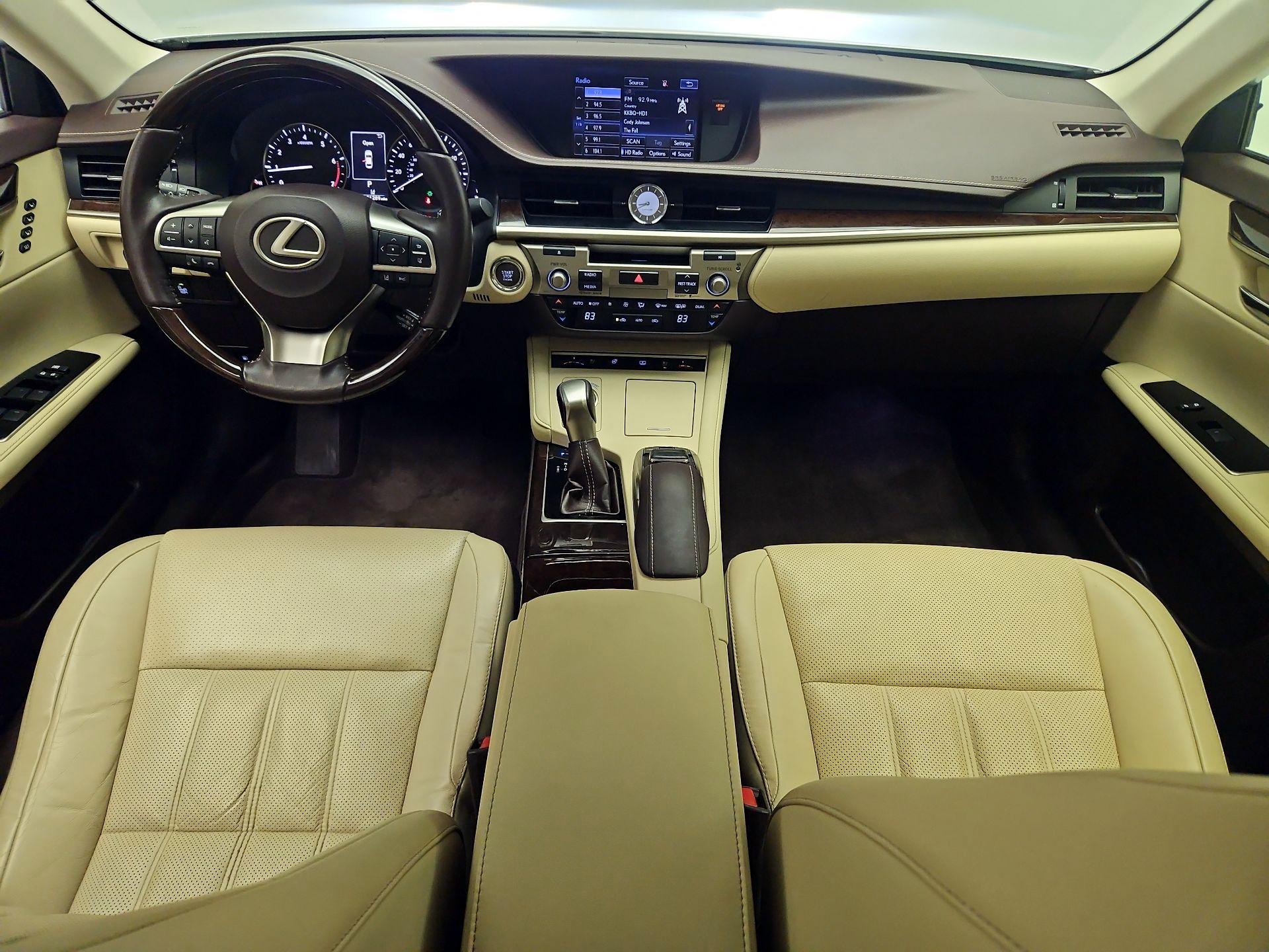 Thumbnail: 2016 Lexus ES - 9