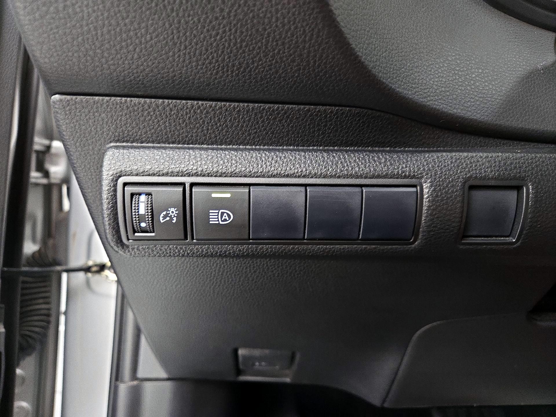 Thumbnail: 2022 Toyota Corolla - 13