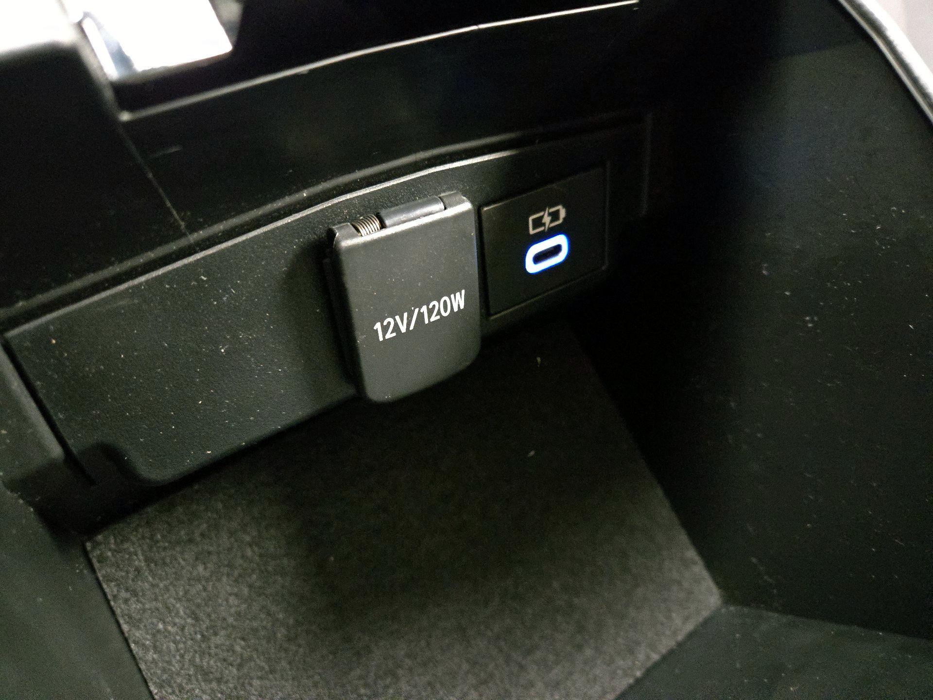 Thumbnail: 2022 Toyota Corolla - 18