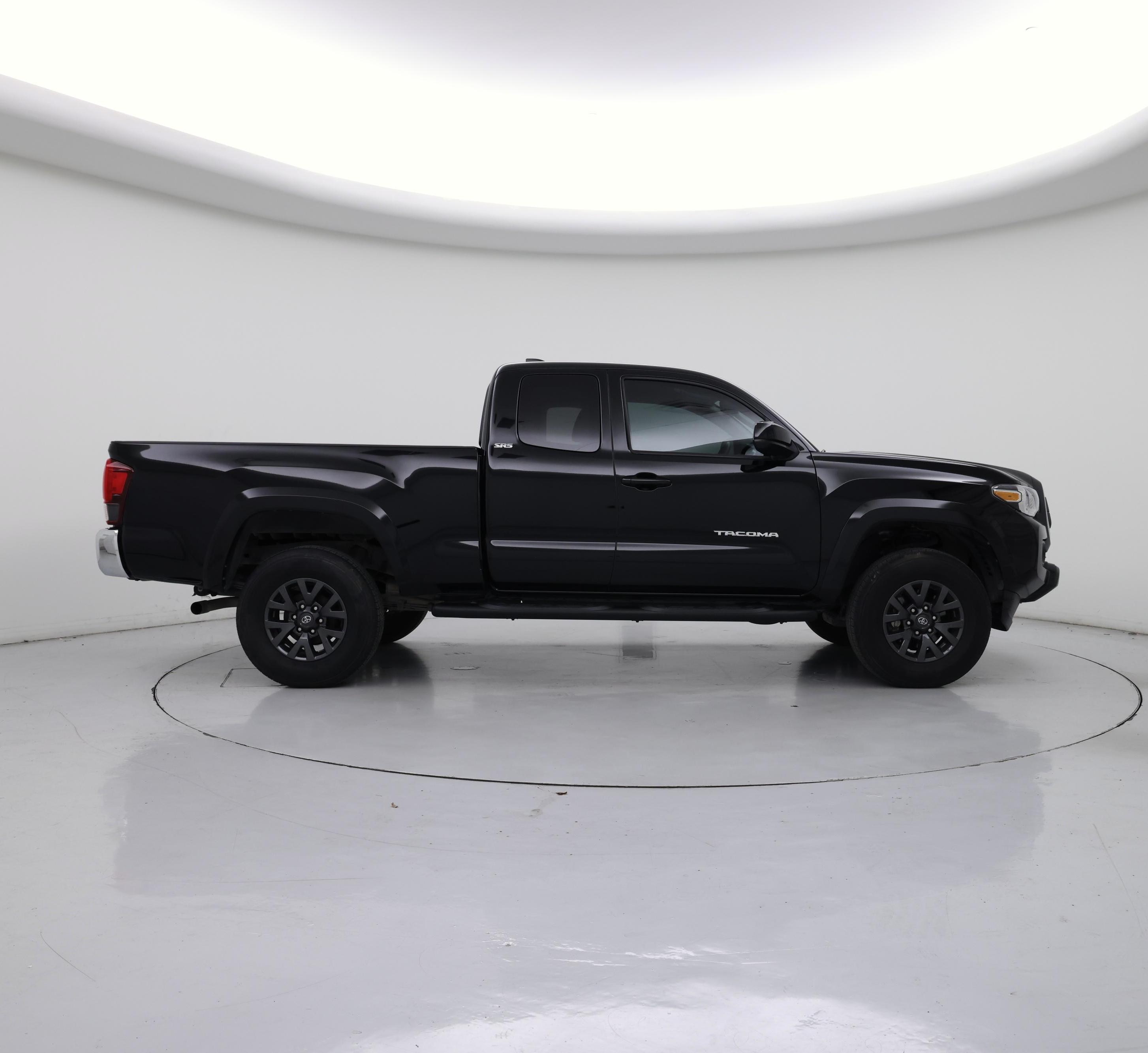 Thumbnail: 2023 Toyota Tacoma - 7