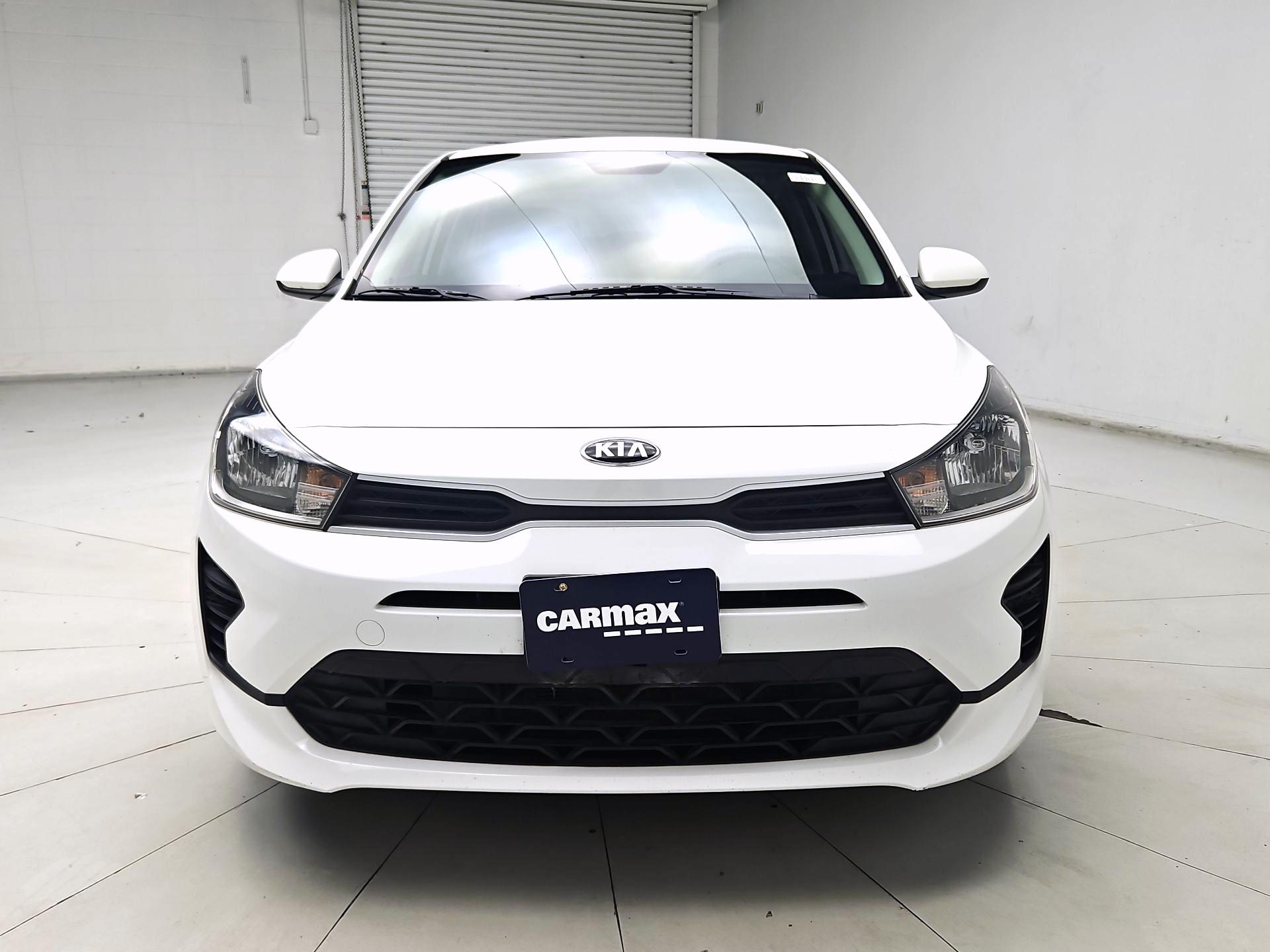 Thumbnail: 2021 Kia Rio - 2