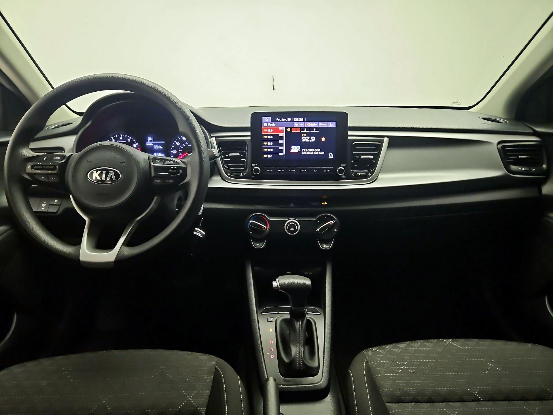 Thumbnail: 2021 Kia Rio - 8