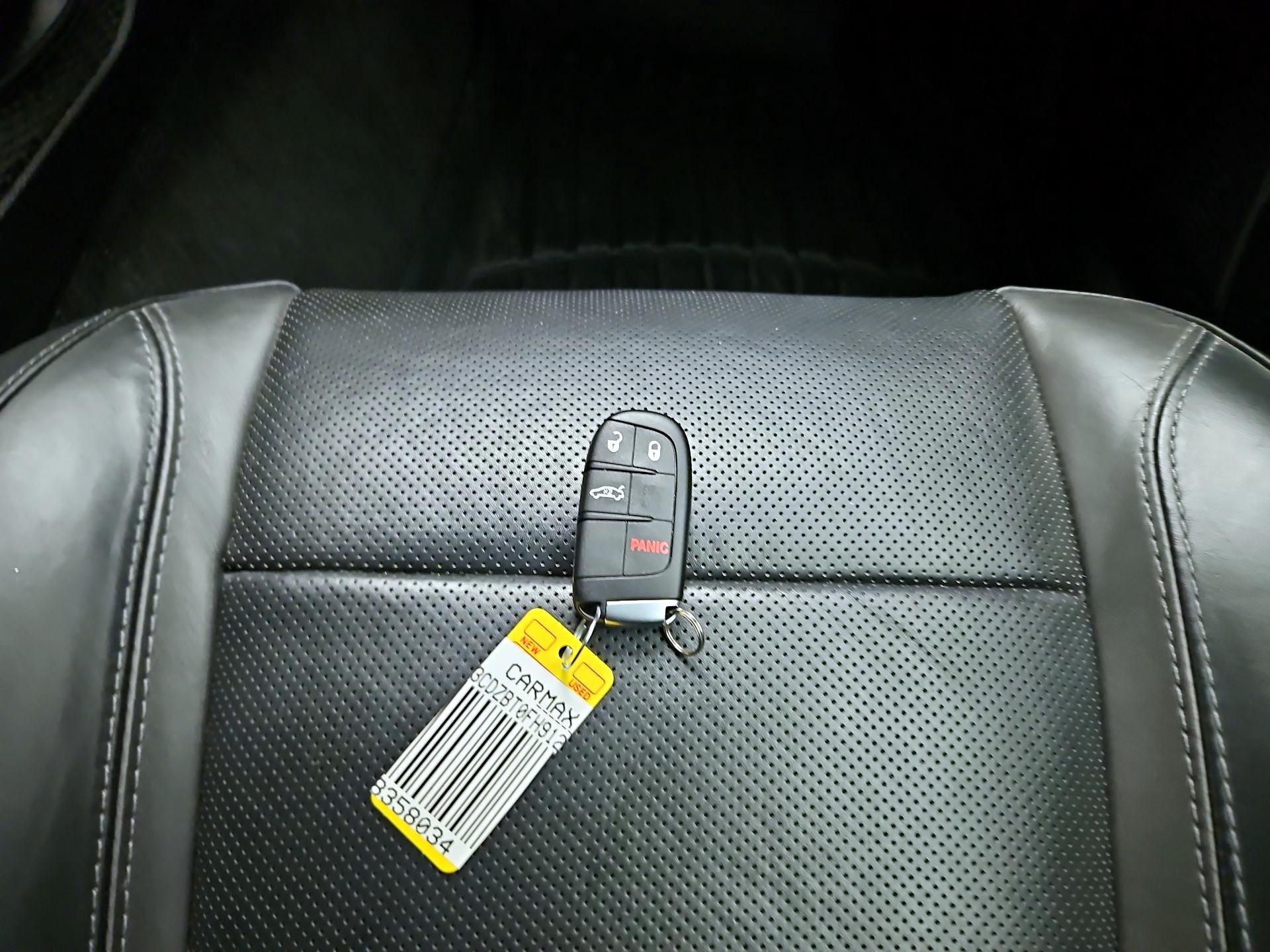 Thumbnail: 2015 Dodge Challenger - 19