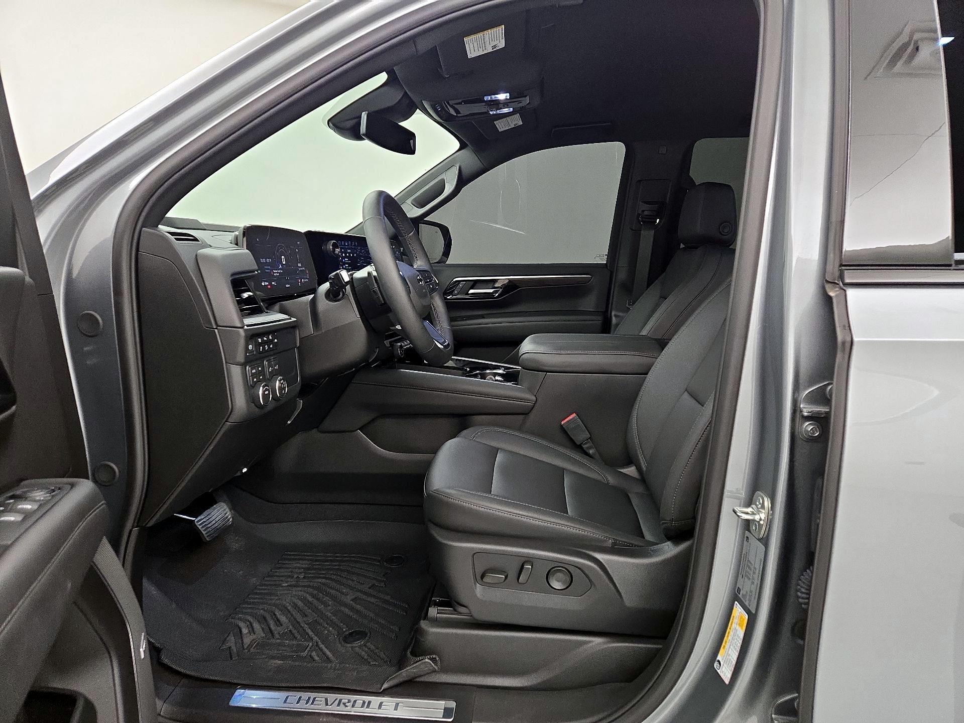 Thumbnail: 2026 Chevrolet Tahoe - 11