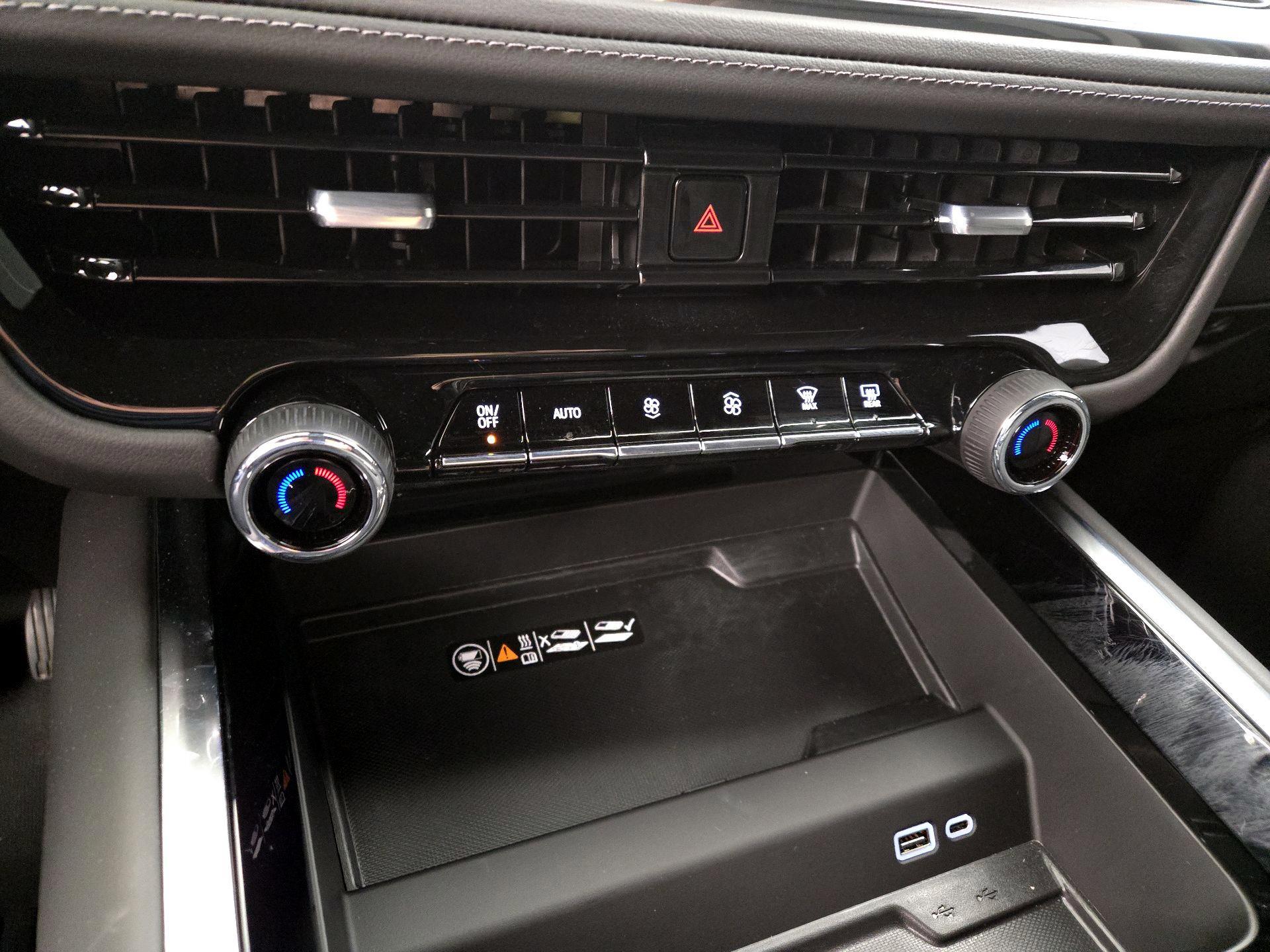 Thumbnail: 2026 Chevrolet Tahoe - 17